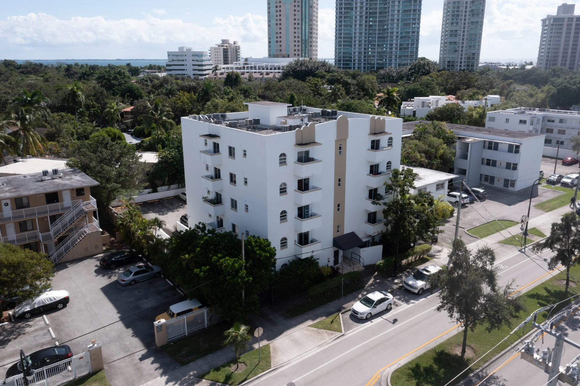 3051 SW 27th Ave, Miami, FL 331332.jpg