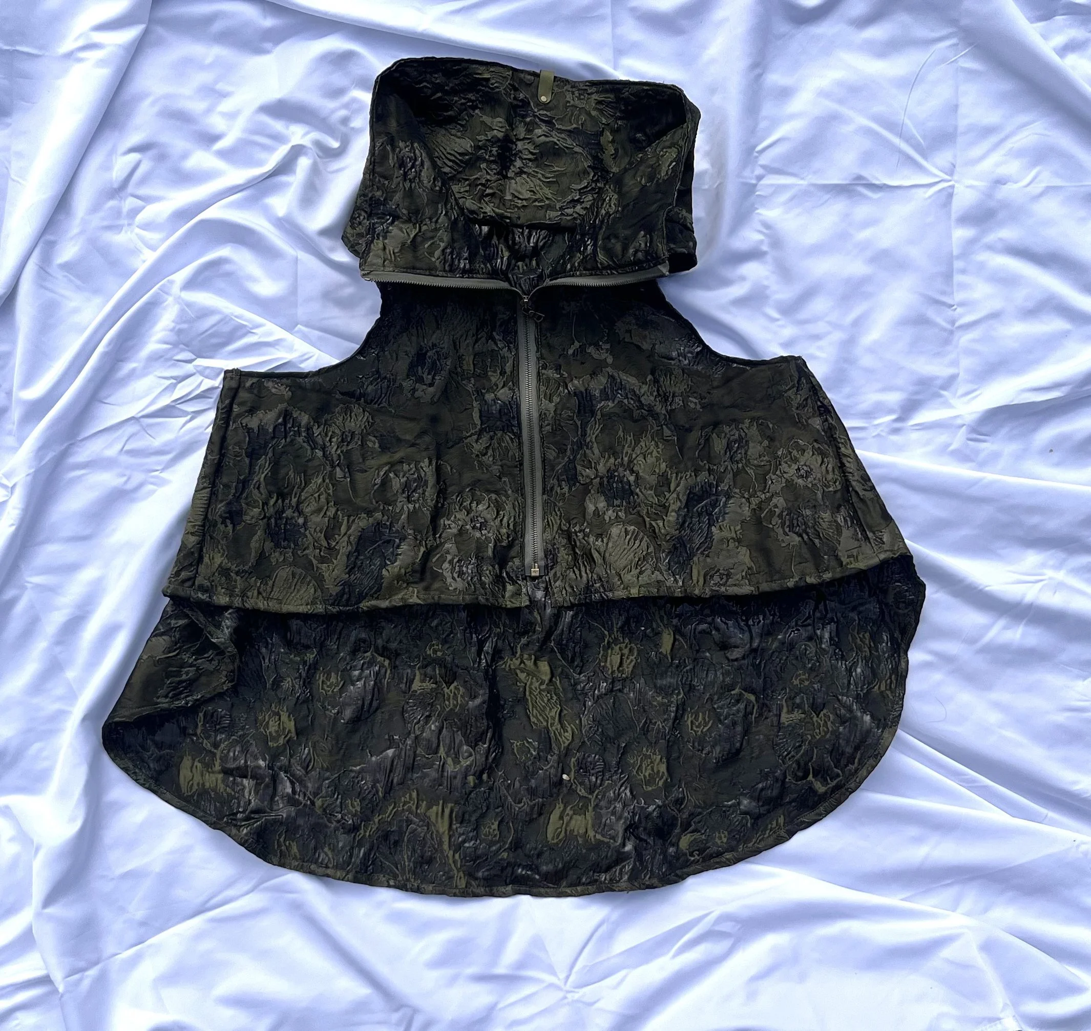 Black/Green Swing Vest