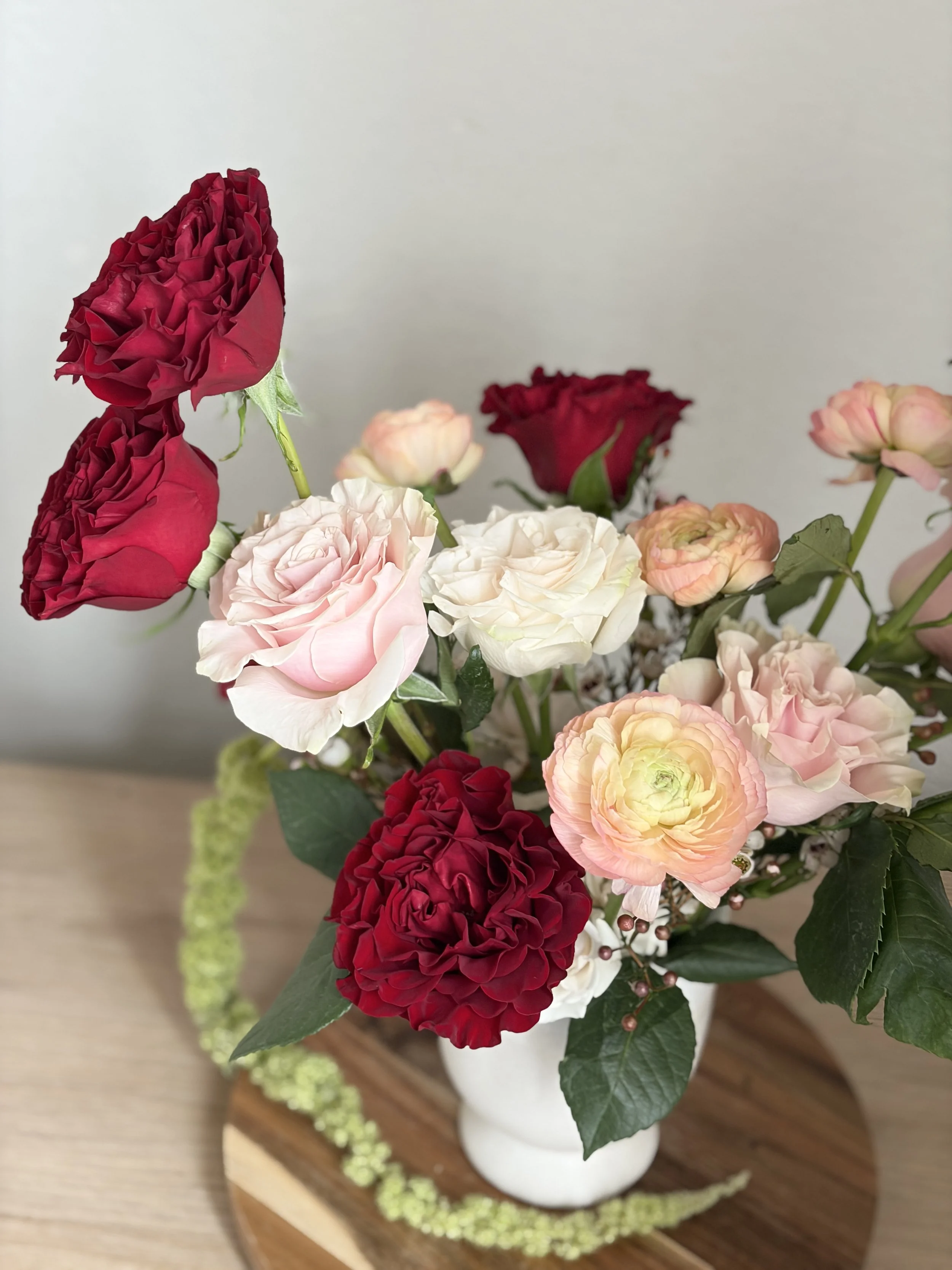 The Classic Romance - Valentine's day Arrangement