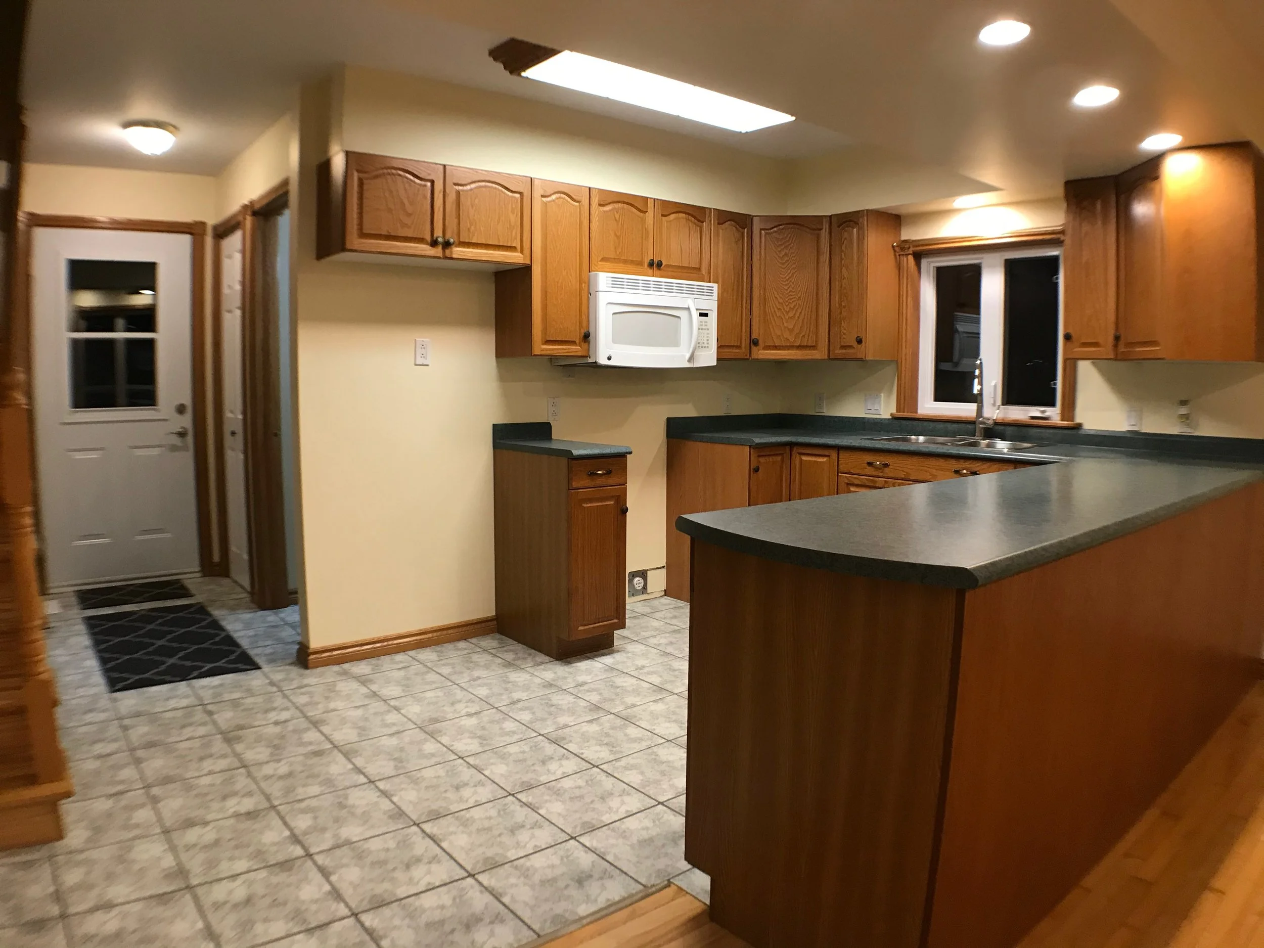 Kitchen painting, getting ready to sell