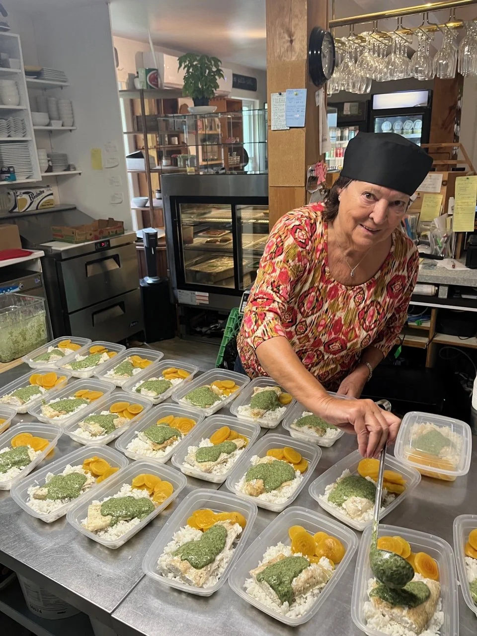 préparation de repas pour lunch par une femme