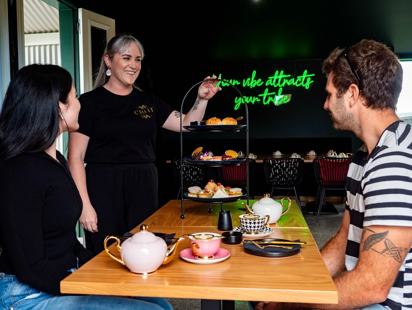 🍰 HIGH TEA PACKAGES 🍰

Escape to the countryside and indulge in a high tea experience at CRHT!

We offer a variety of high tea packages tailored to suit all occasions 🤩

Choose from: 

🫖 Deluxe high tea 

🥂 Premier high tea 

🌸 Little Luxe (for