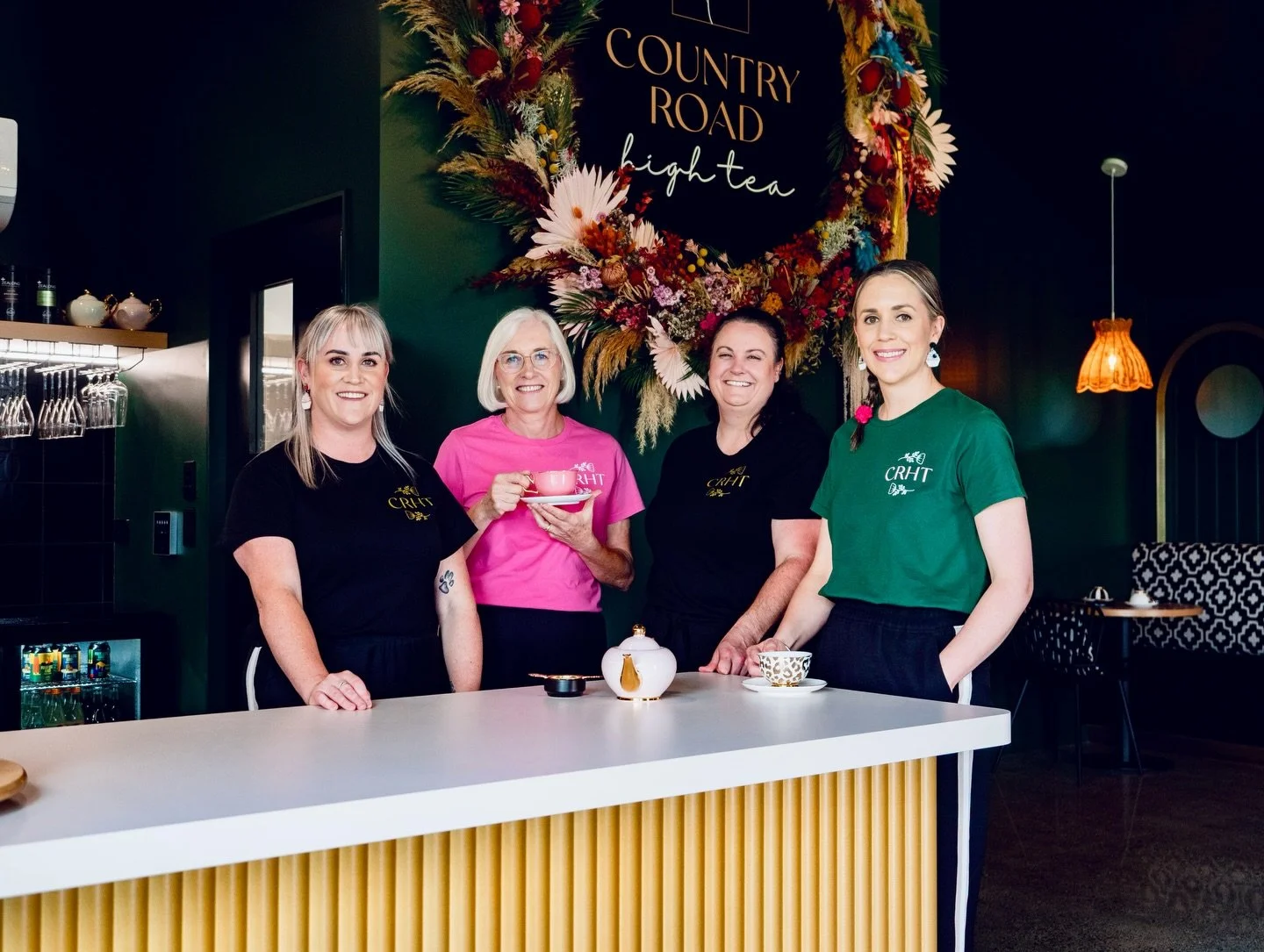 It&rsquo;s Christmas time!! 🎄🎅

Our brand new Christmas High Tea is available from this week until December 21st, complete with a welcome Mimosa to kick off the festive fun 🥂🎉🤗

Spaces are filling fast, so head to our website to get booked in! 
