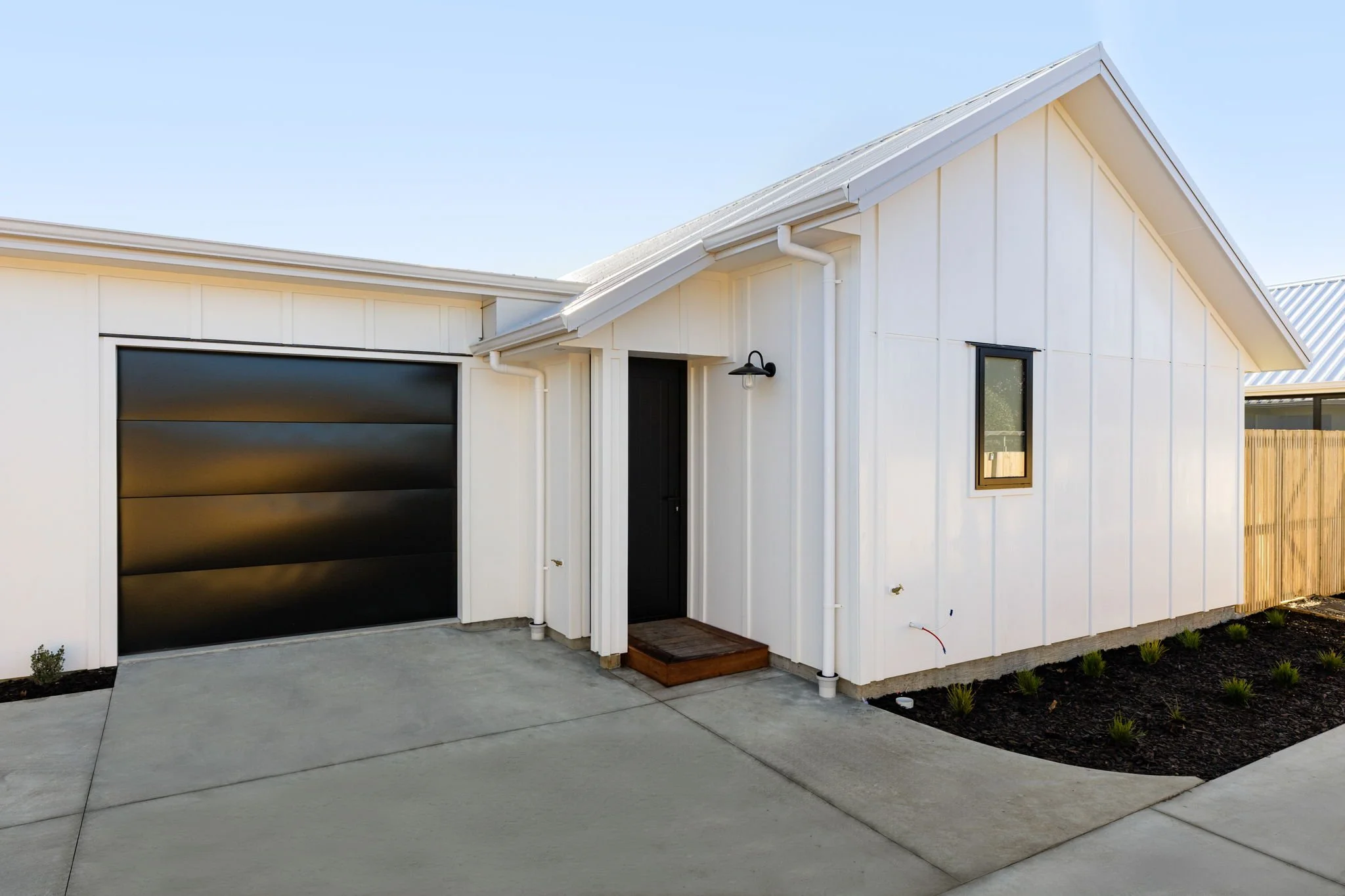 3-web-or-mls-inHouse_SR6_8114.jpg