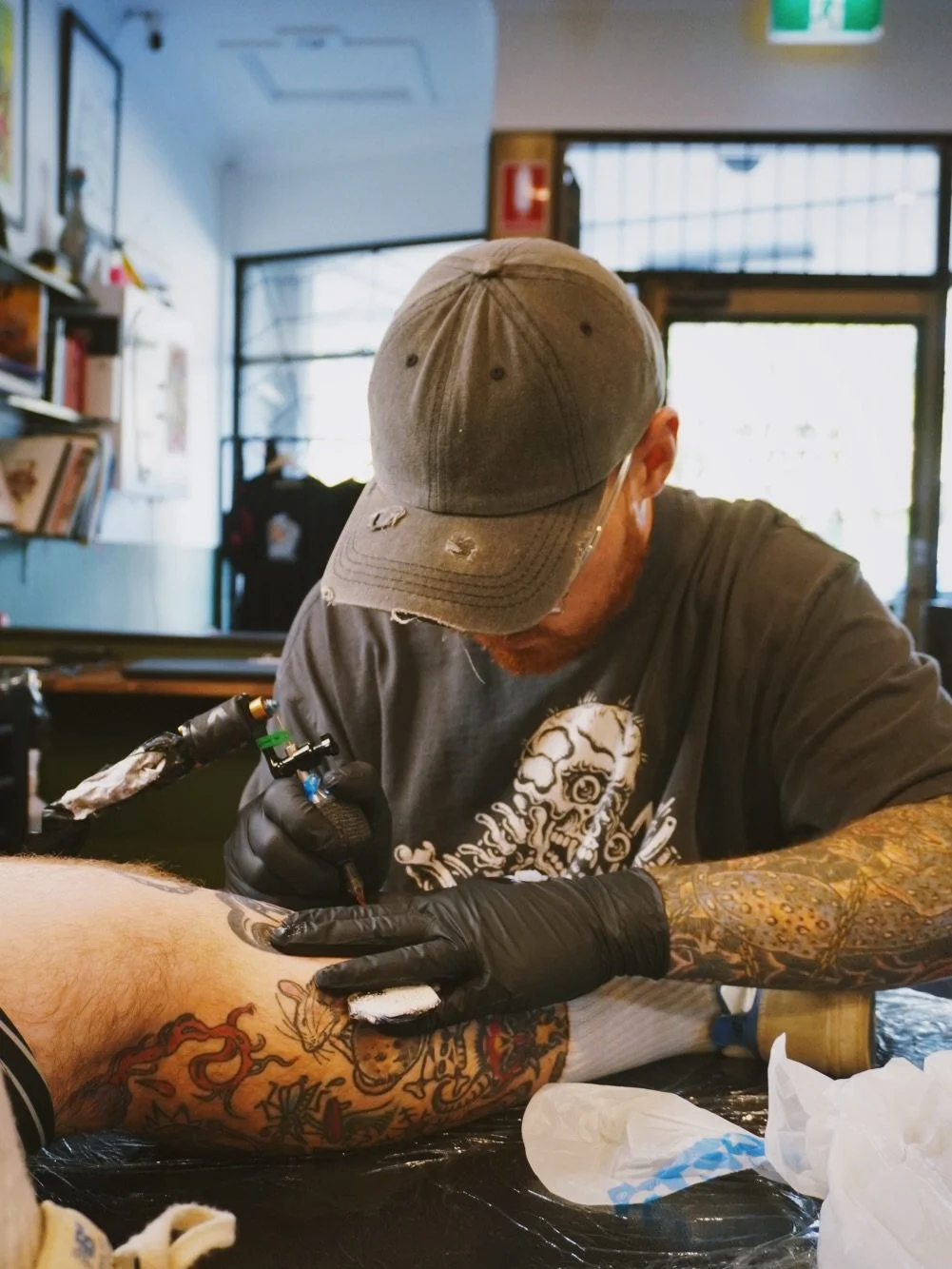Walk-in 🚶 Pick from flash 👉 Fill gaps 🙂&zwj;↕️ Make our day! 

Walk-in&rsquo;s are always welcome. Whether you&rsquo;re picking from FLASH or bringing in your own idea for something CUSTOM. We&rsquo;re always down. 

📍 Stella Tattoo, 381 The Entr