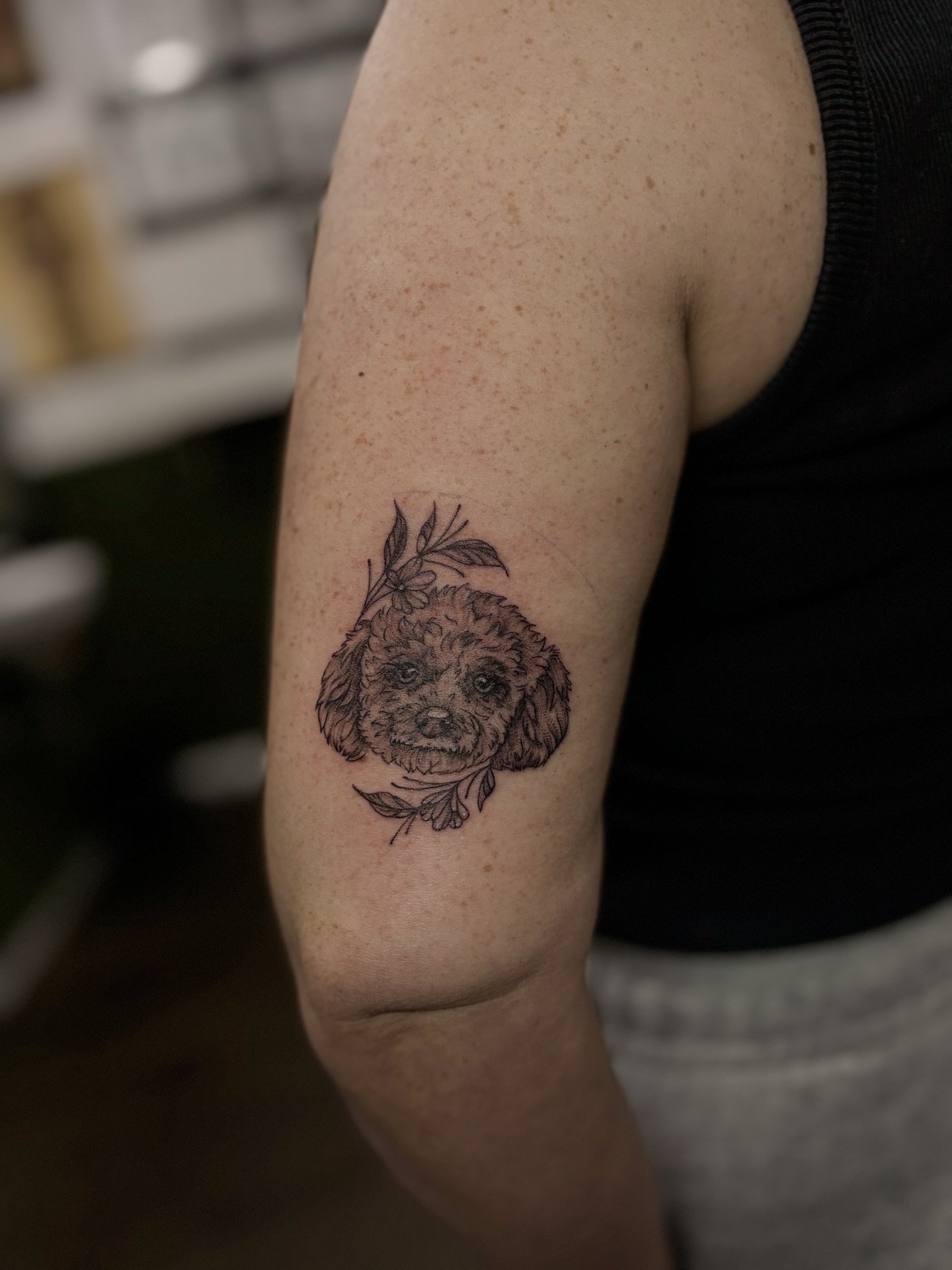 Ocea Gunn (@smokin.gunn.tattoo)