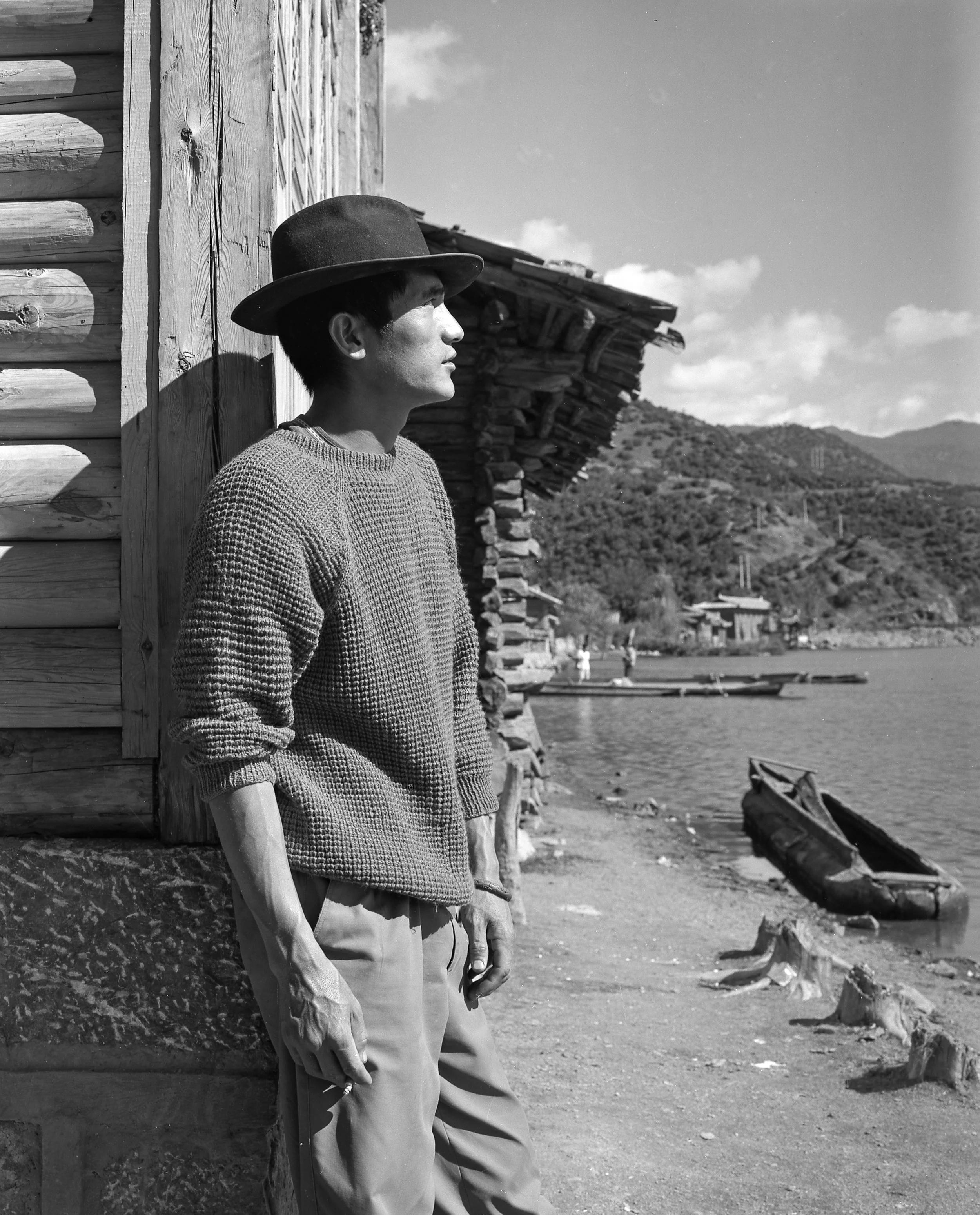 2001-BW-L-Y  1  泸沽湖  云南.jpg