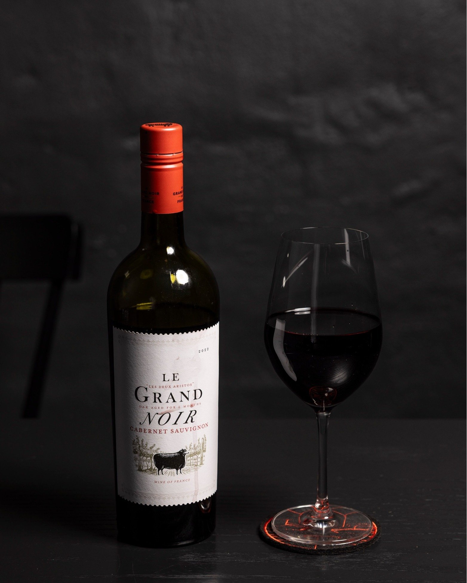 Happy Boxing Day, everyone! 🎉 

We hope you&rsquo;re enjoying a well-deserved day to unwind after the Christmas cheer. See you soon for a post-Christmas treat! 🥂

 ➡️ Head to our pinned post for our Public Holiday trading hours.