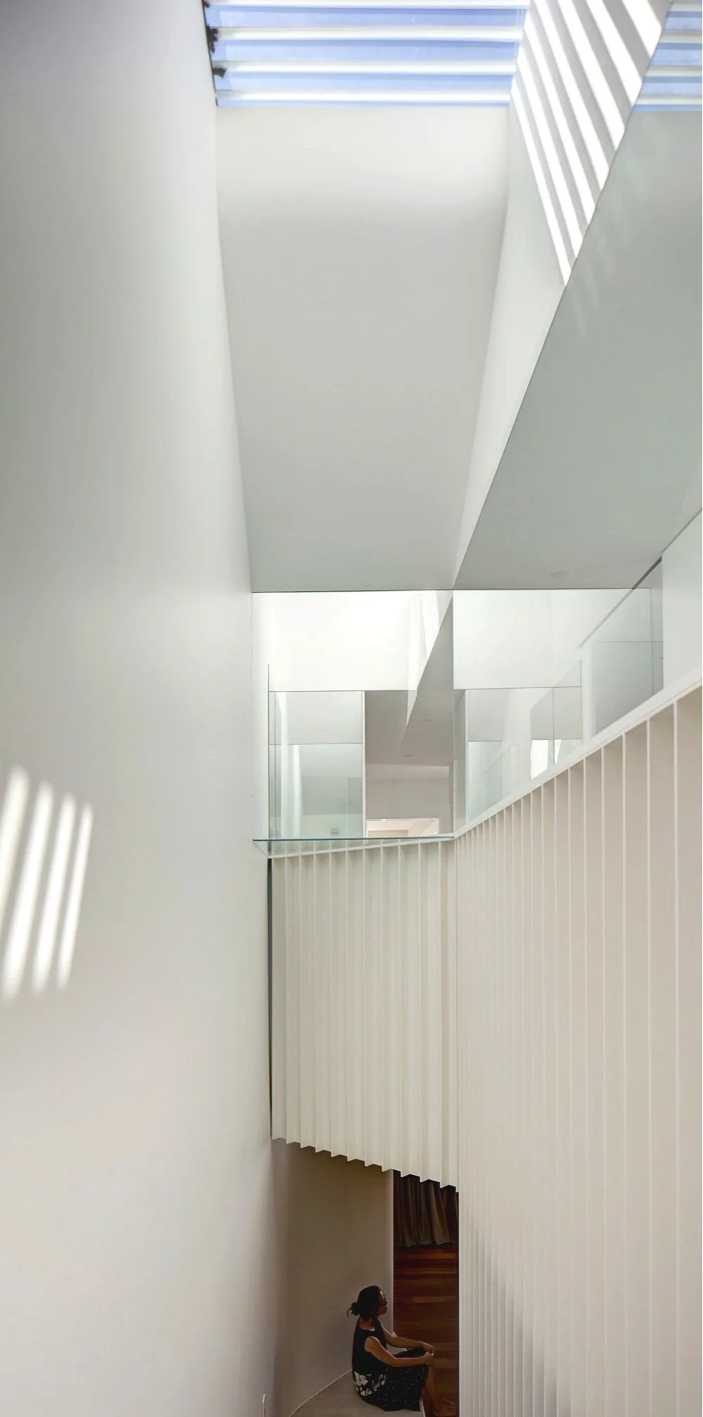 WEB_11.Looking-from-Level-1-down-steel-stair_19-Flinton-St.jpg