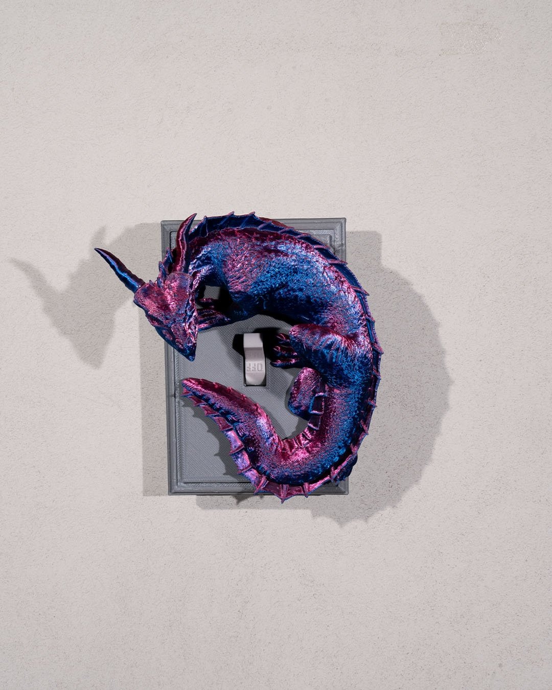 Dragon_Warden_Light_Switch_Cover1_74ce7aa24a.jpg