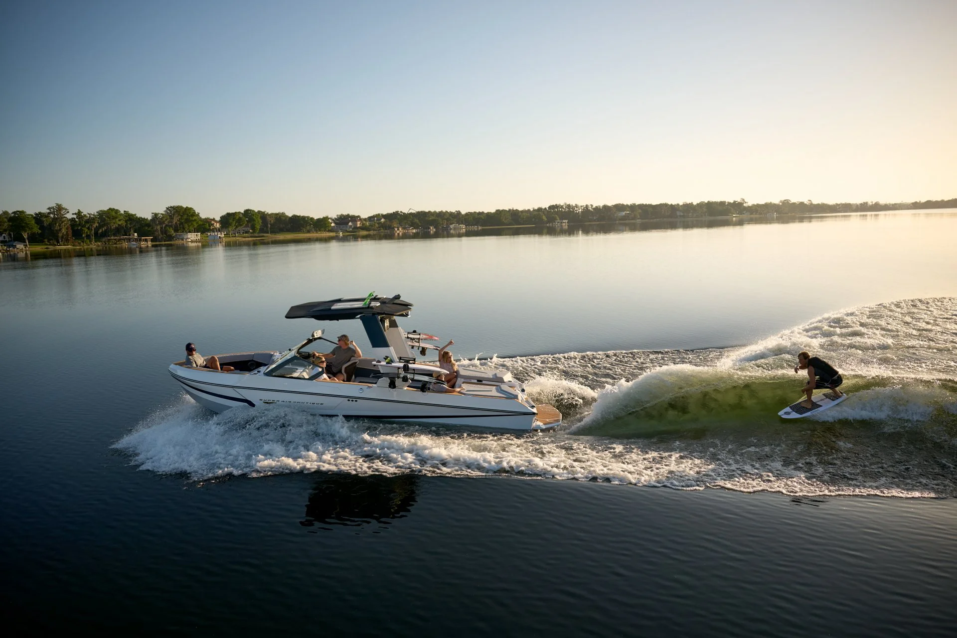 2027_Super_Air_Nautique-S25-1394.jpg
