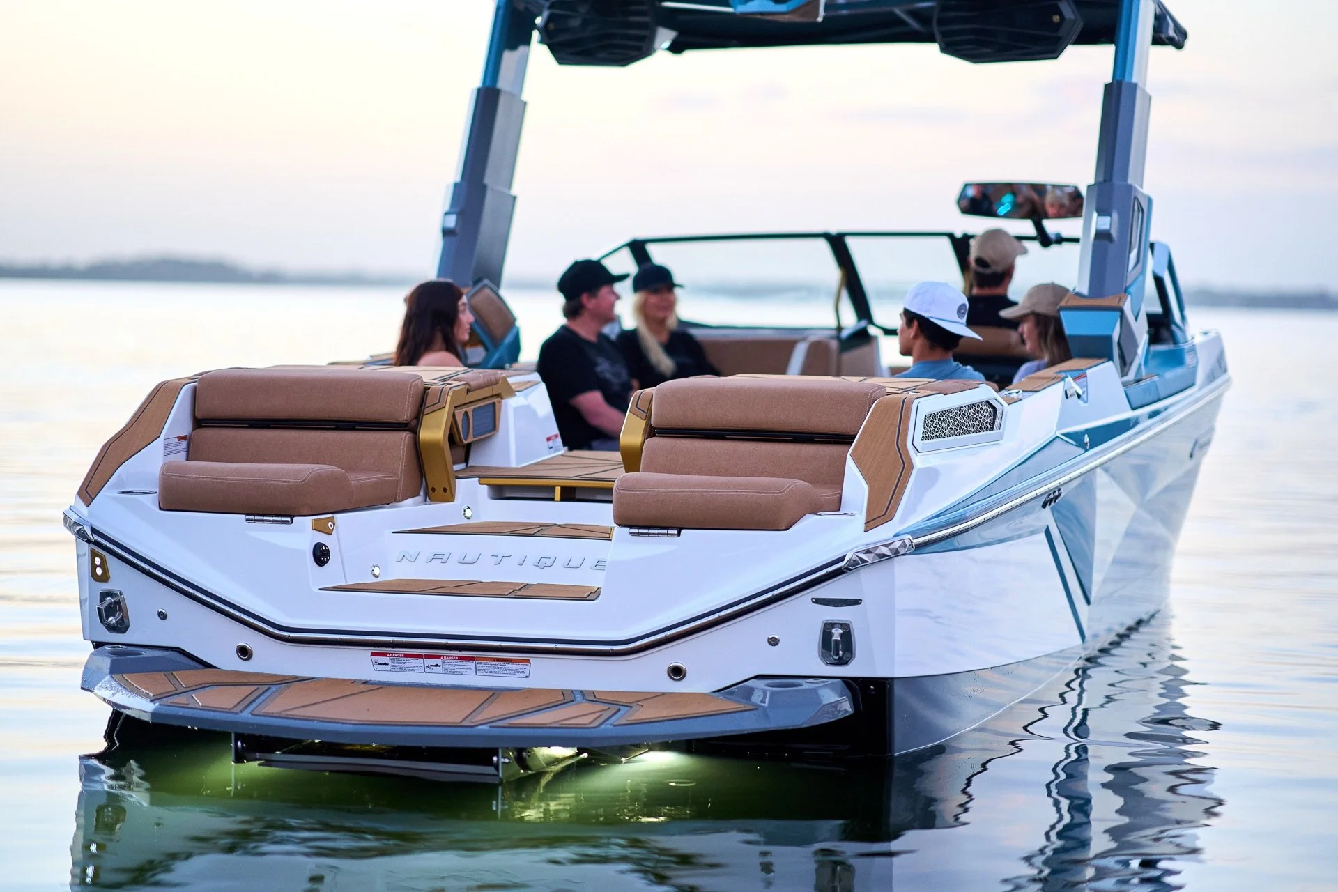 2027_Super_Air_Nautique_P25_On_Water-25.jpg