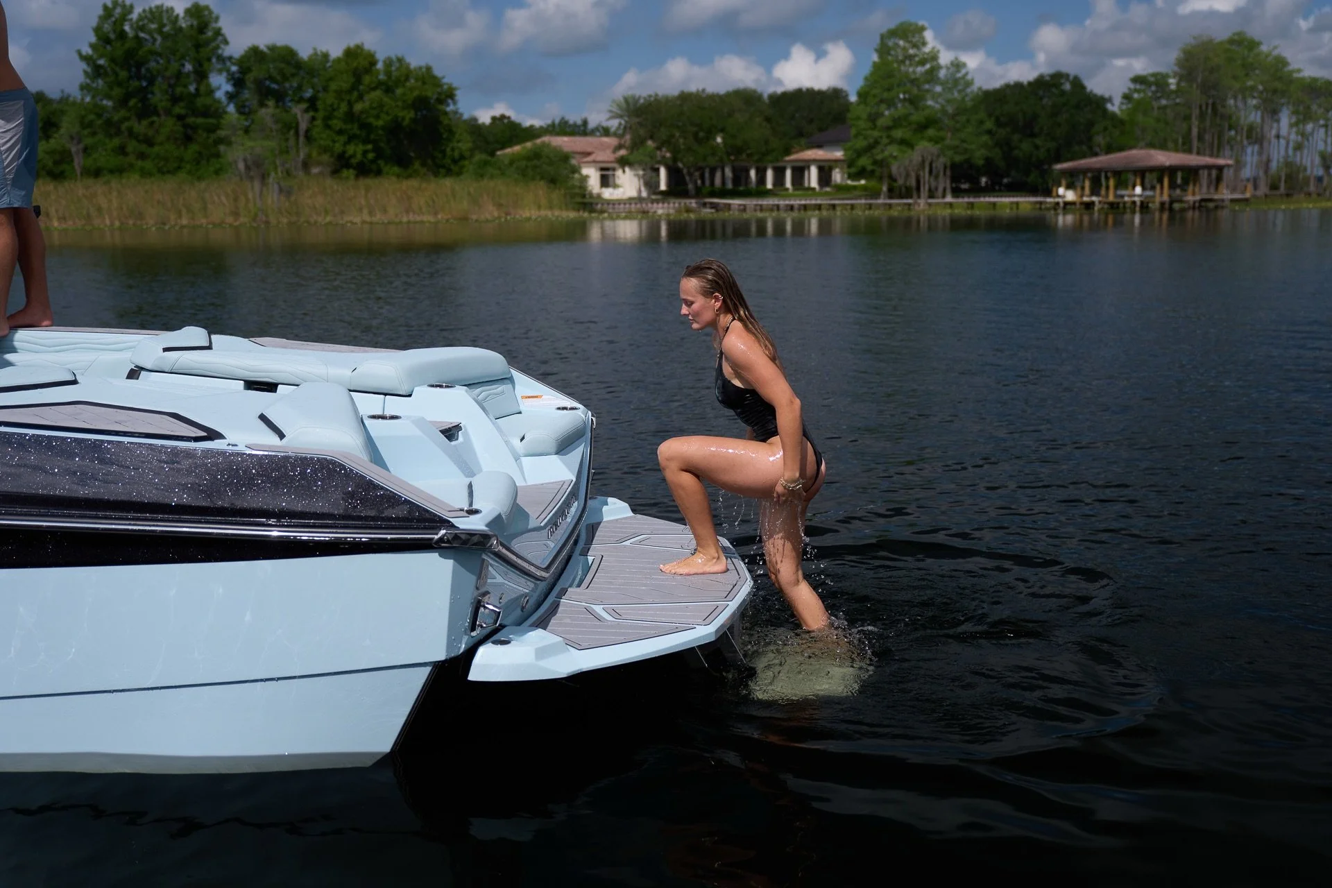 2027_Super_Air_Nautique_G25_On_Water-366.jpg