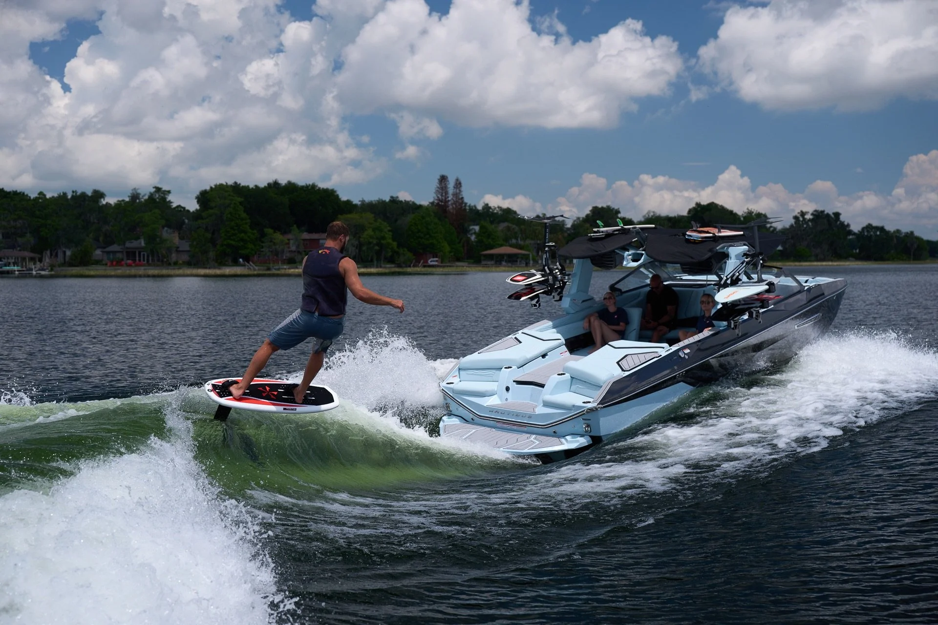 2027_Super_Air_Nautique_G25_On_Water-431.jpg