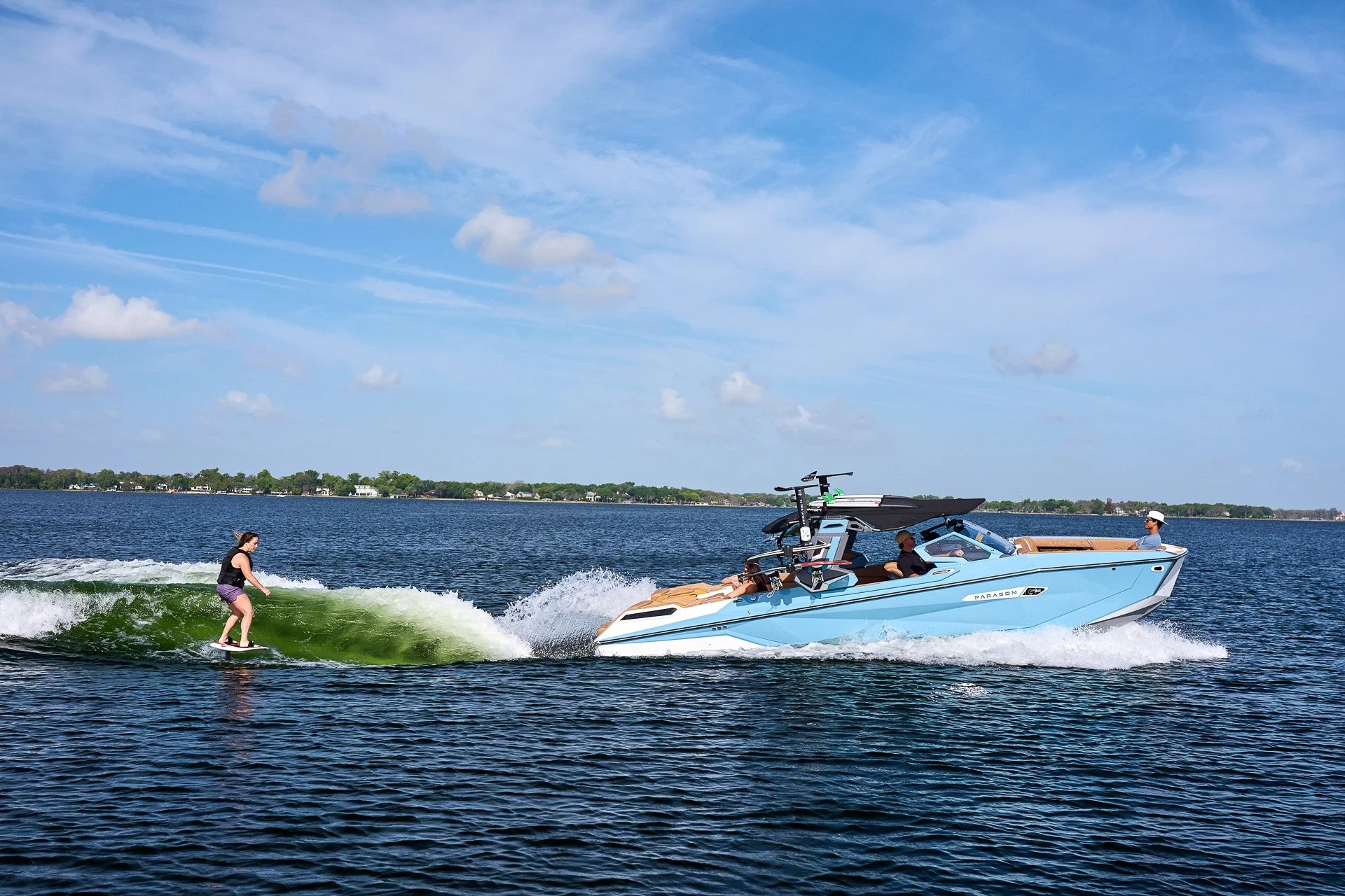 2027_Super_Air_Nautique_P25_On_Water-700.jpg