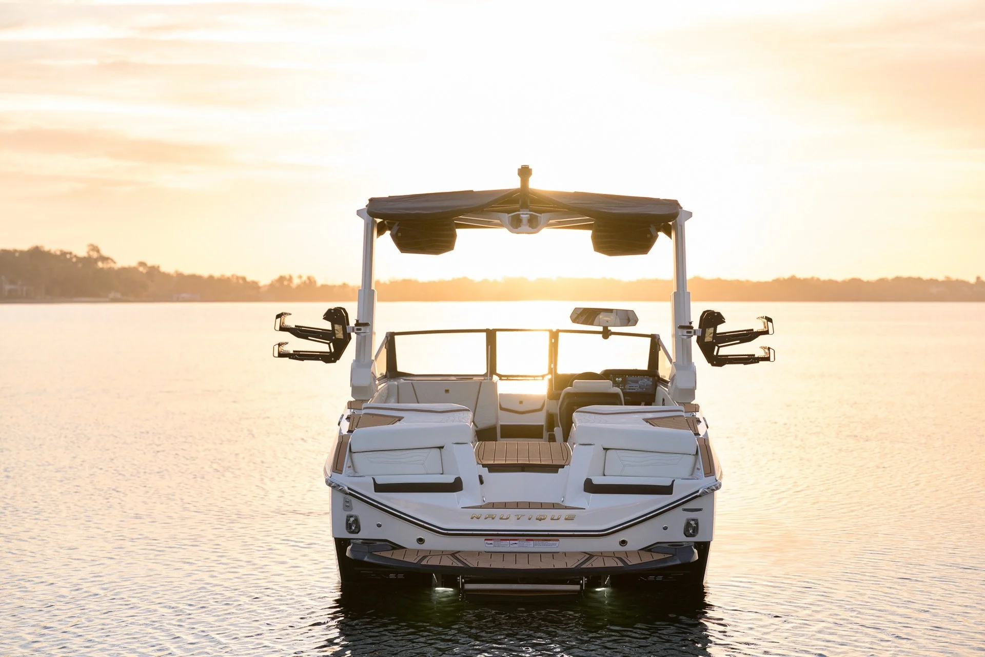 2027_Super_Air_Nautique_G23_On_Water-769.jpg