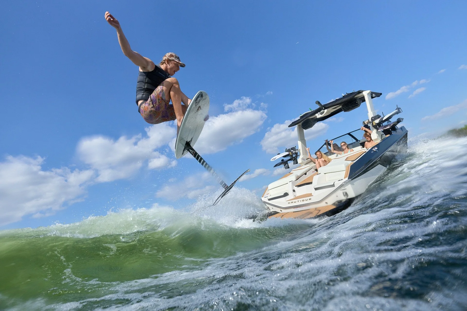 2027_Super_Air_Nautique_G23_On_Water-1447.jpg