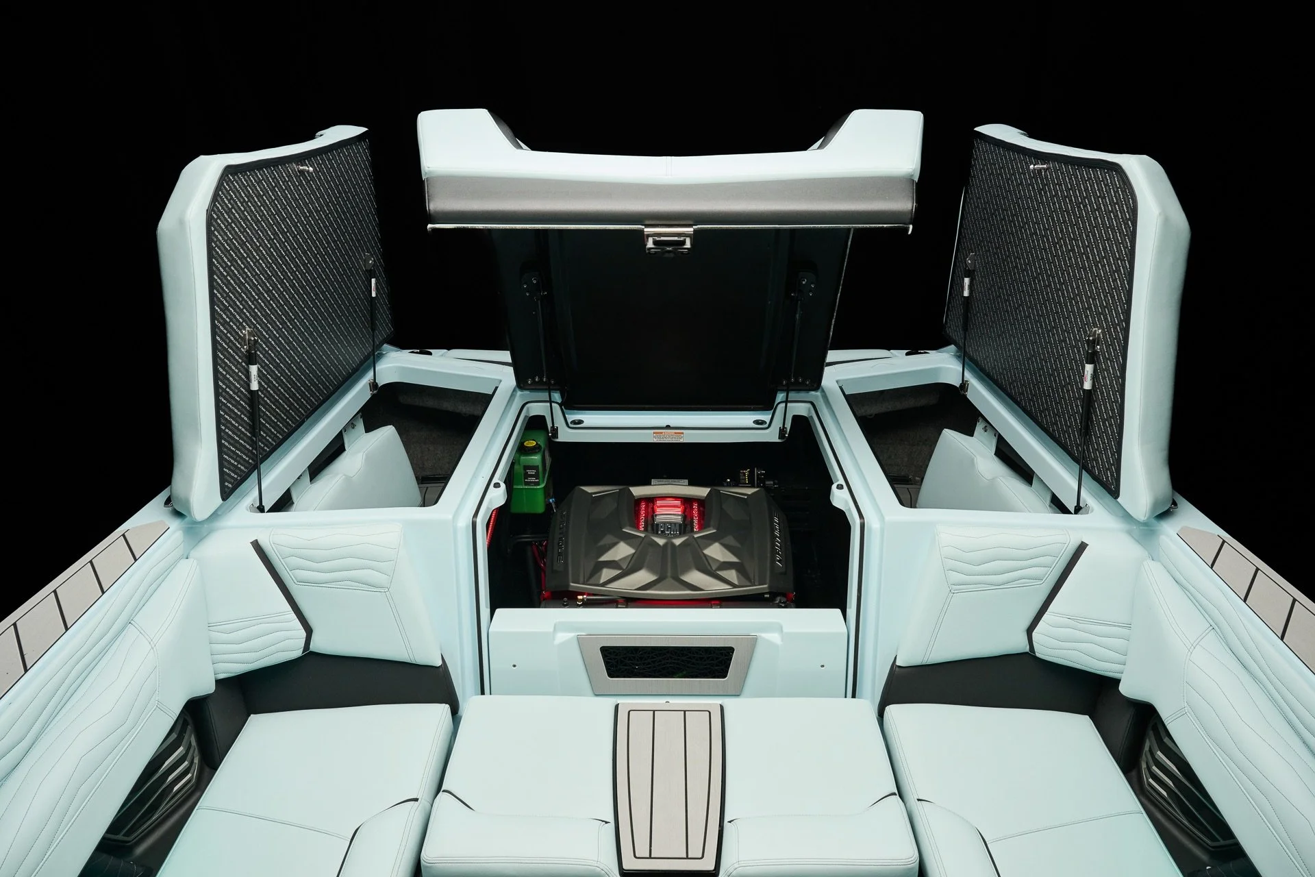 2027_Super_Air_Nautique_G25_Studio-334.jpg