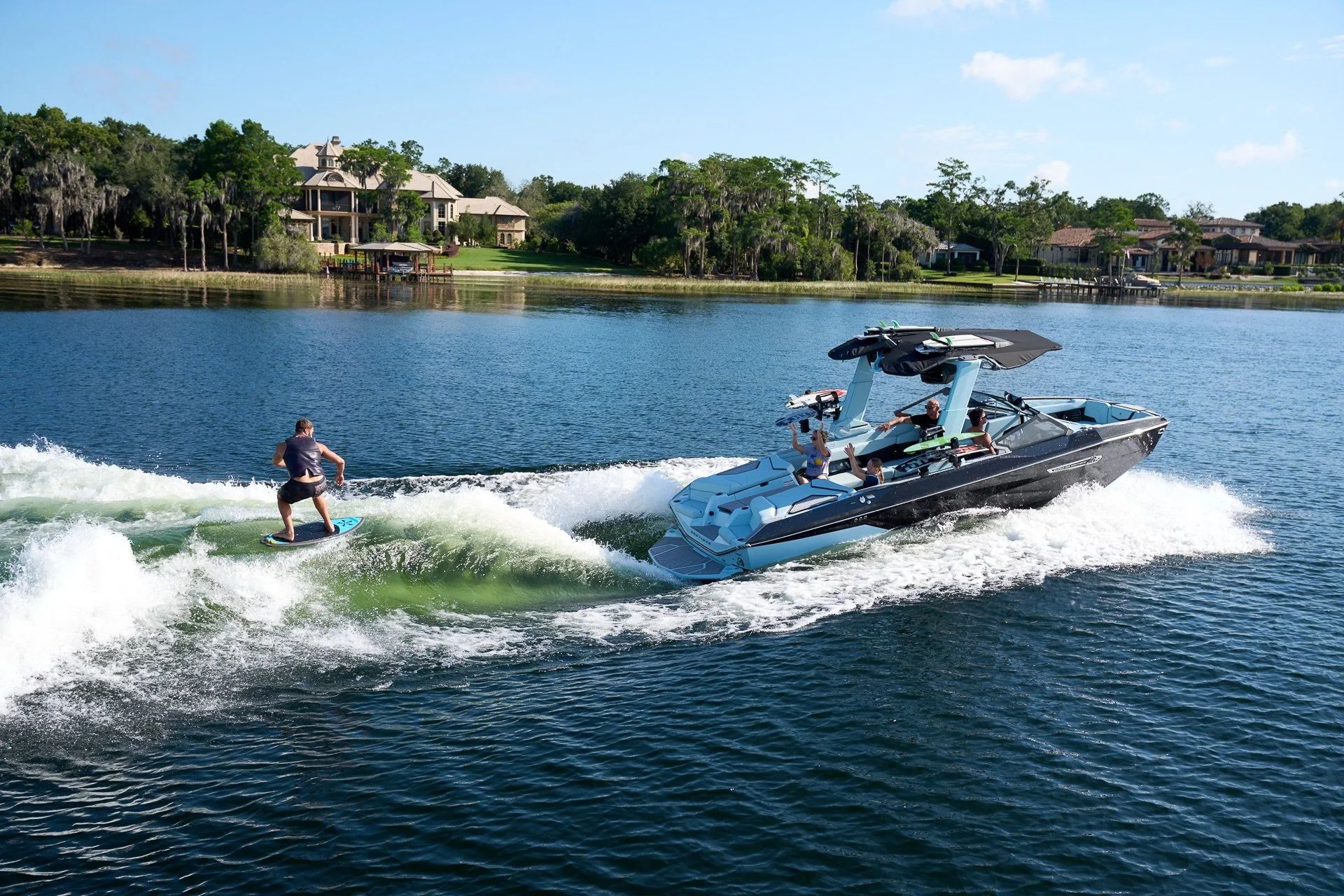 2027_Super_Air_Nautique_G25_On_Water-794.jpg