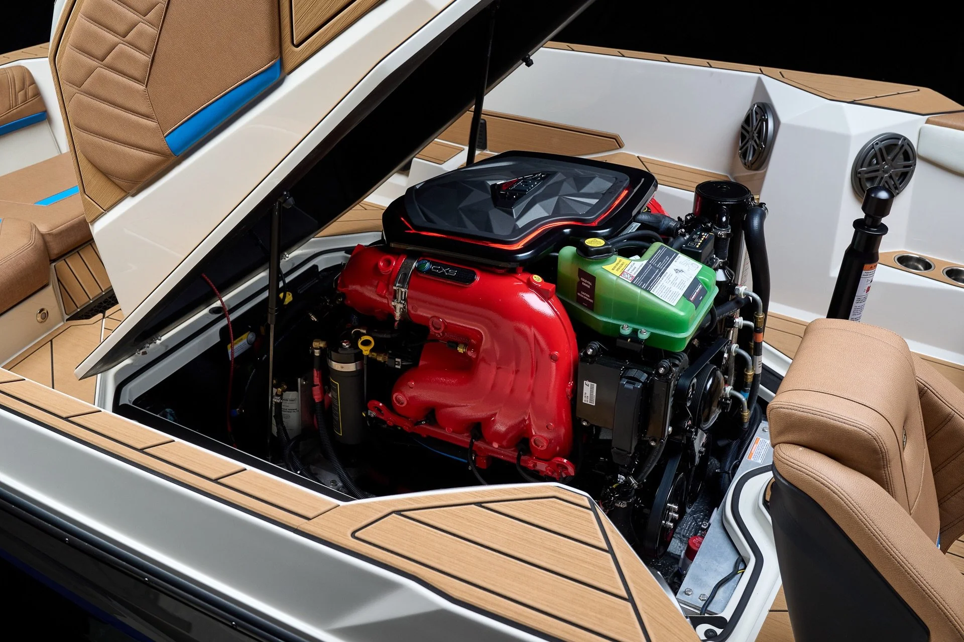 2027_Ski_Nautique_Studio-164.jpg