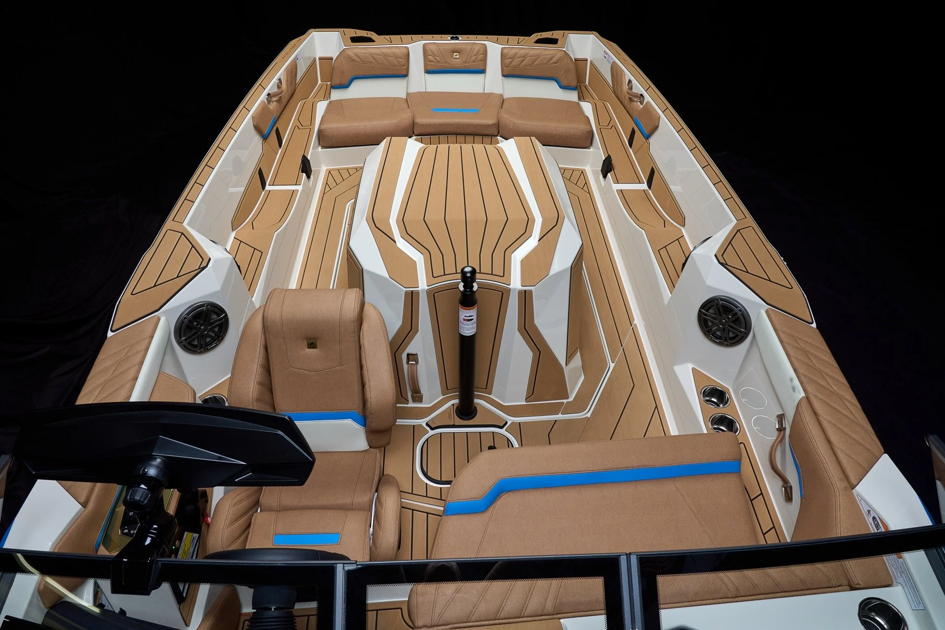 2027_Ski_Nautique_Studio-133.jpg