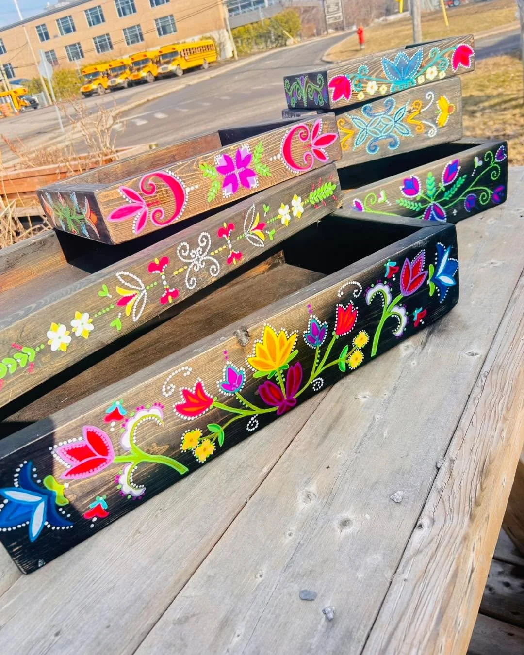 Our catering displays got an upgrade 😍

Hand painted by my very talented momma, we cannot wait to use these 🫶🏽