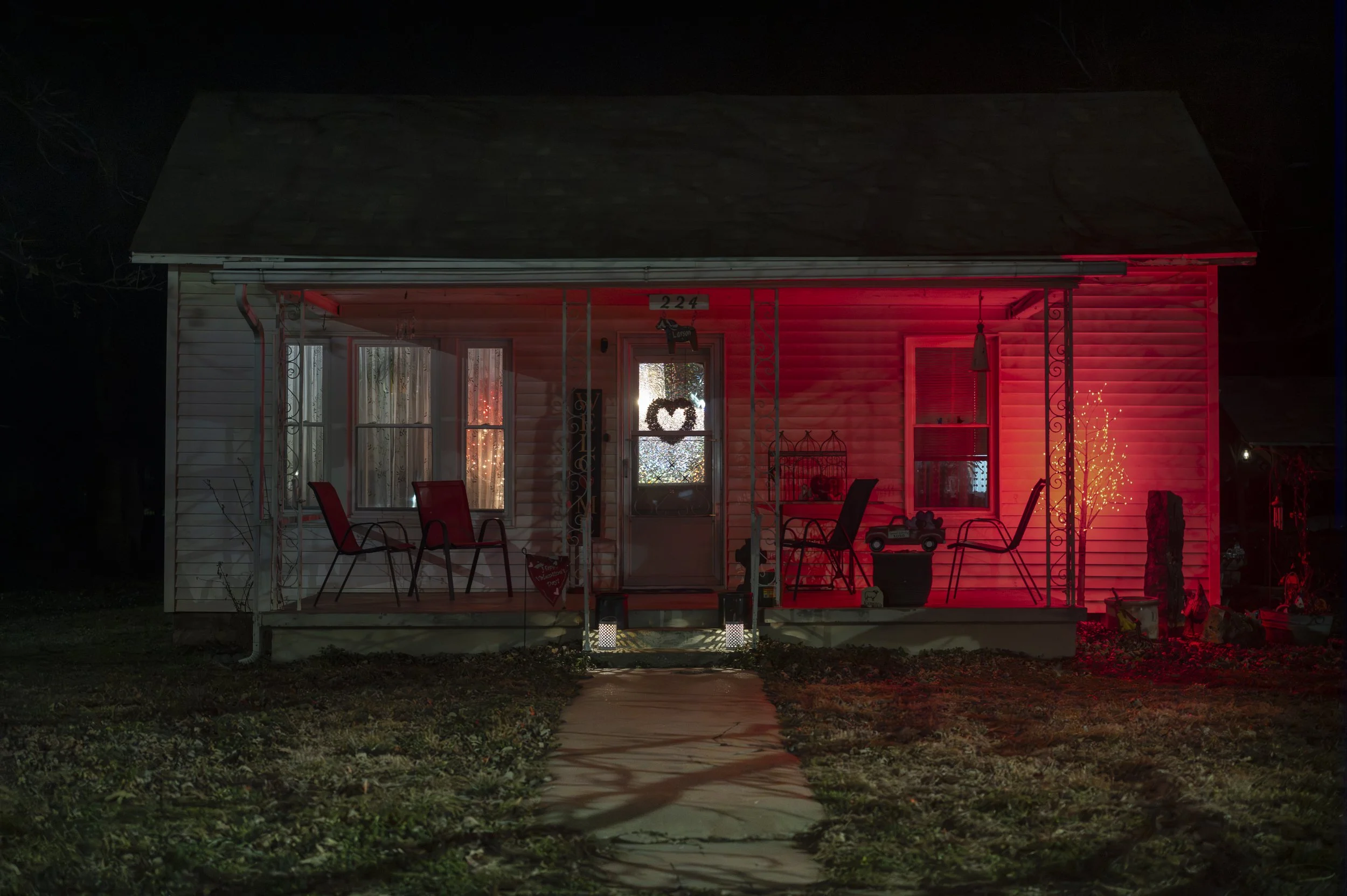 Prairie Load Red House Porch-1071075.jpg