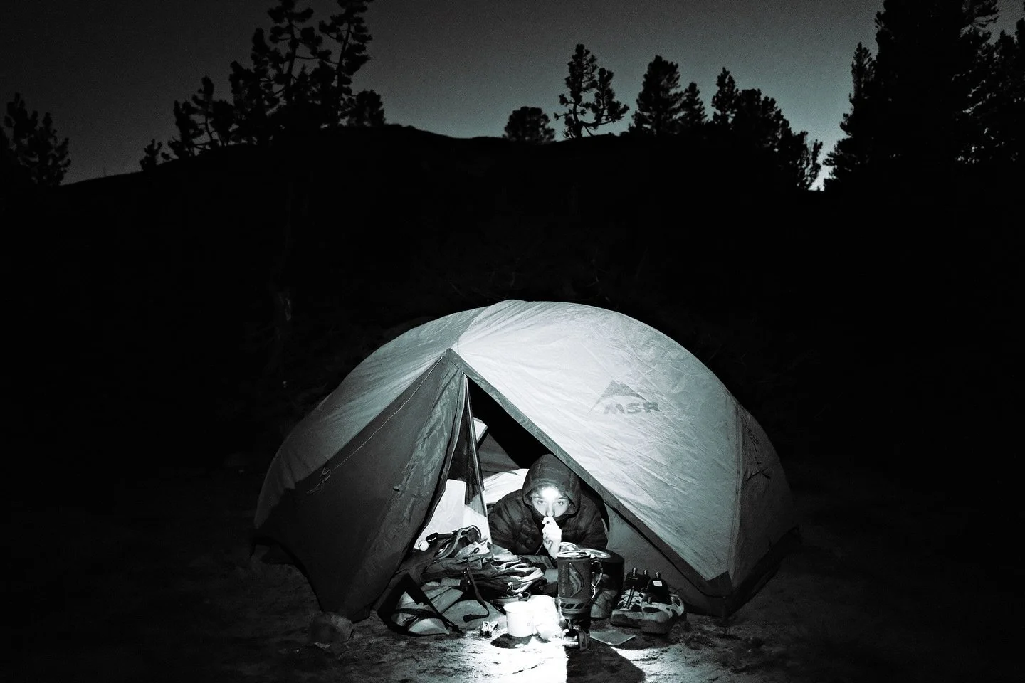 Deep in the Sierra wilderness. Pt1 Black &amp; white
.
.
Fujifilm x100vi 
.
#mountains #photographer #photo #fujifilm #fujifilmrecipe #bw #blackabdwhite #backpacking #eery #mammoth #ducklake #sierranevada #landscape