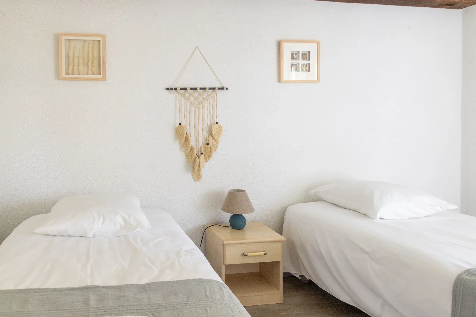 gite-cruzeau-bleuet-interieur-15.webp