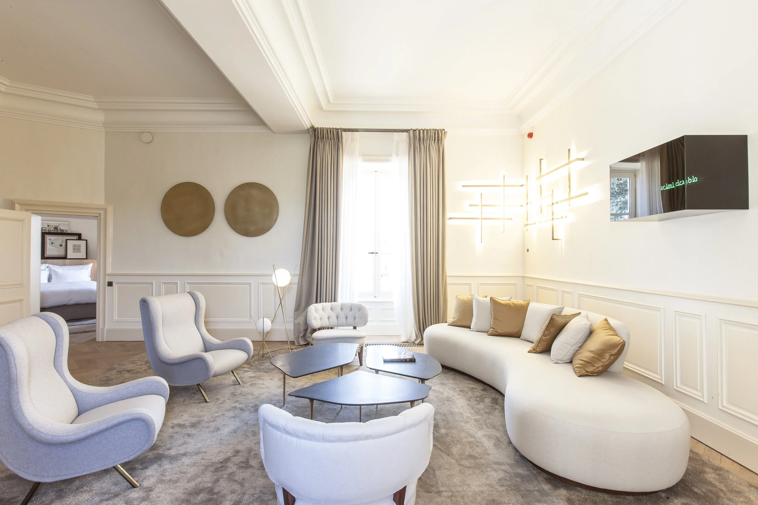 Prestige Suite Soleil (8).jpg