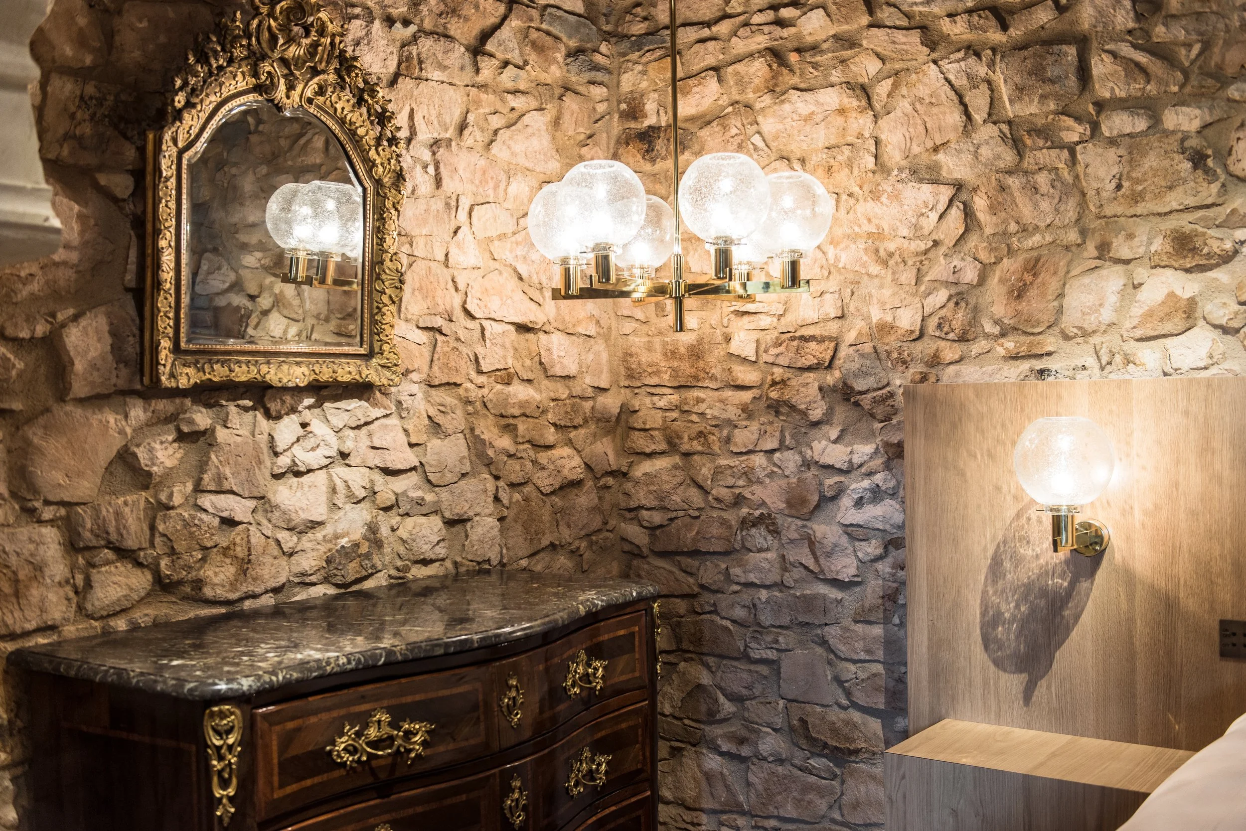 Prestige room Saturne (1).jpg