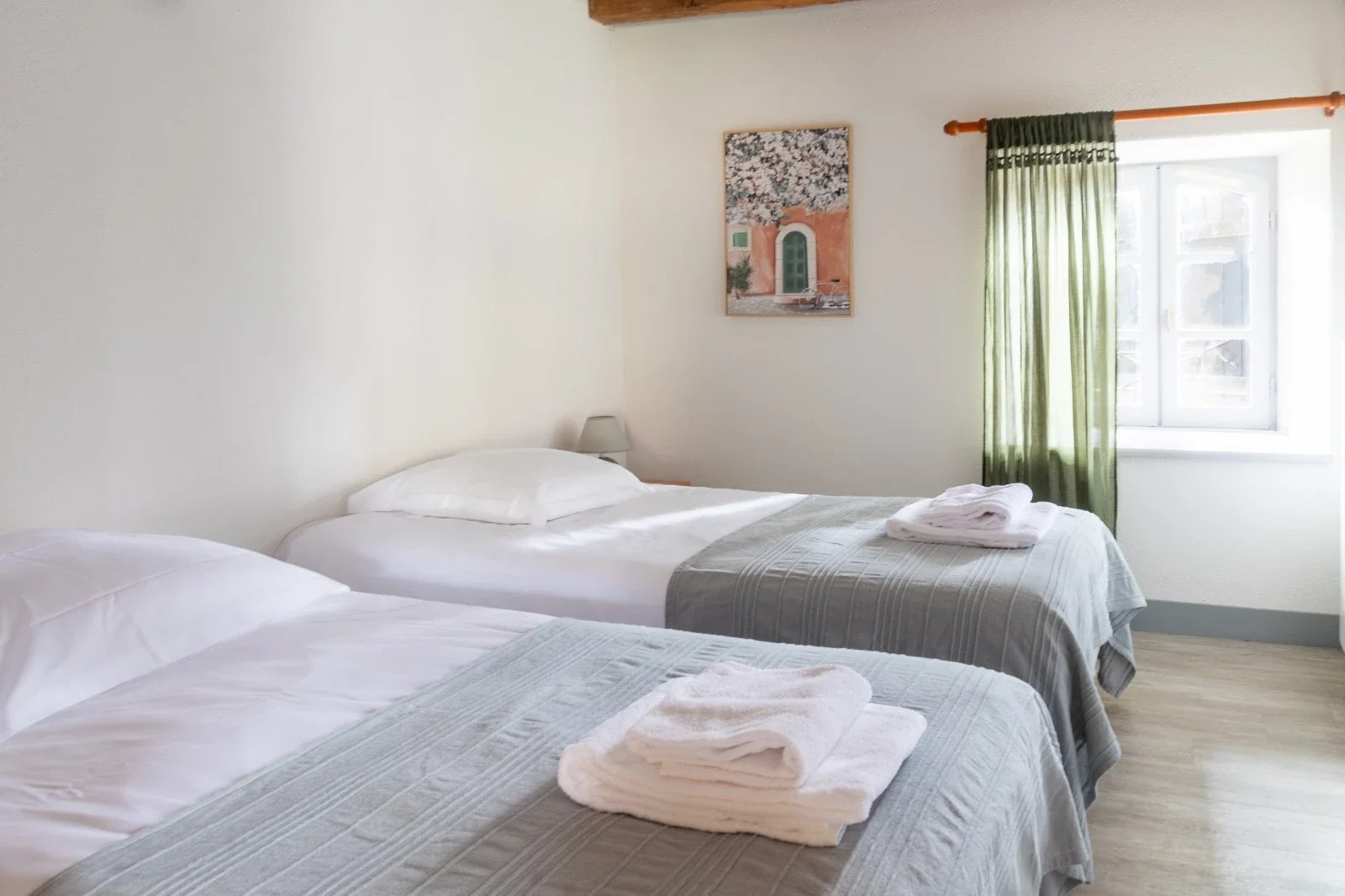 gite-chardon-le-cruzeau-interieur-08.webp