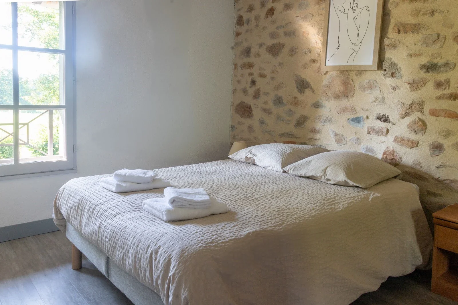 gite-cruzeau-coquelicot-interieur-10-1.webp