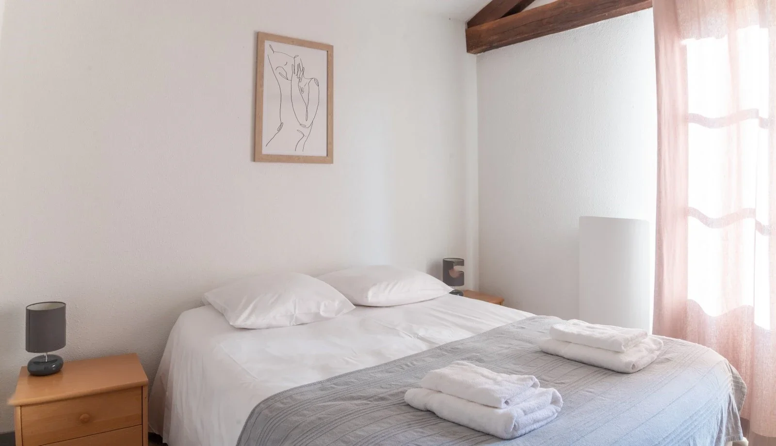 gite-cruzeau-bleuet-interieur-12.webp