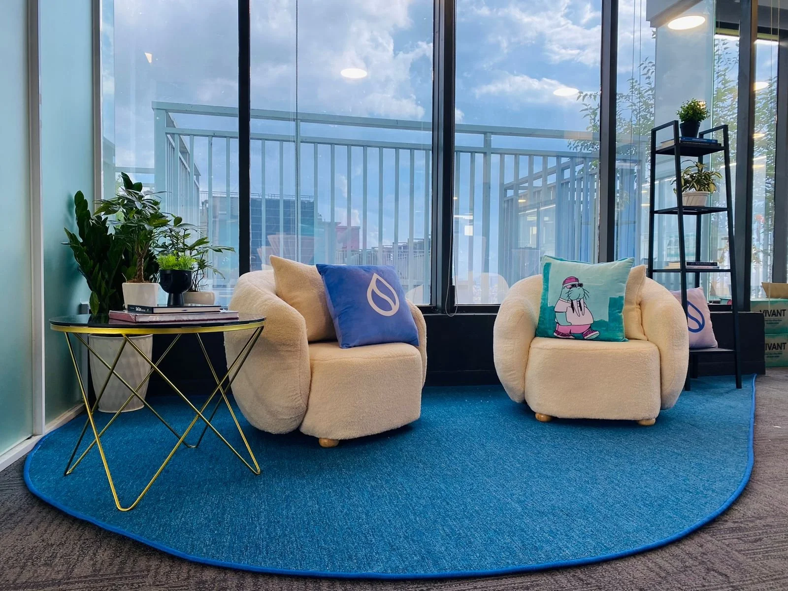 Lounge area (Reality)