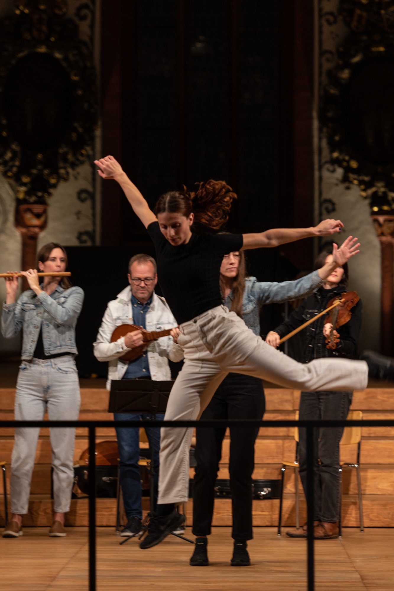 Tanzwut 1518. Photo: Dirk Letsch