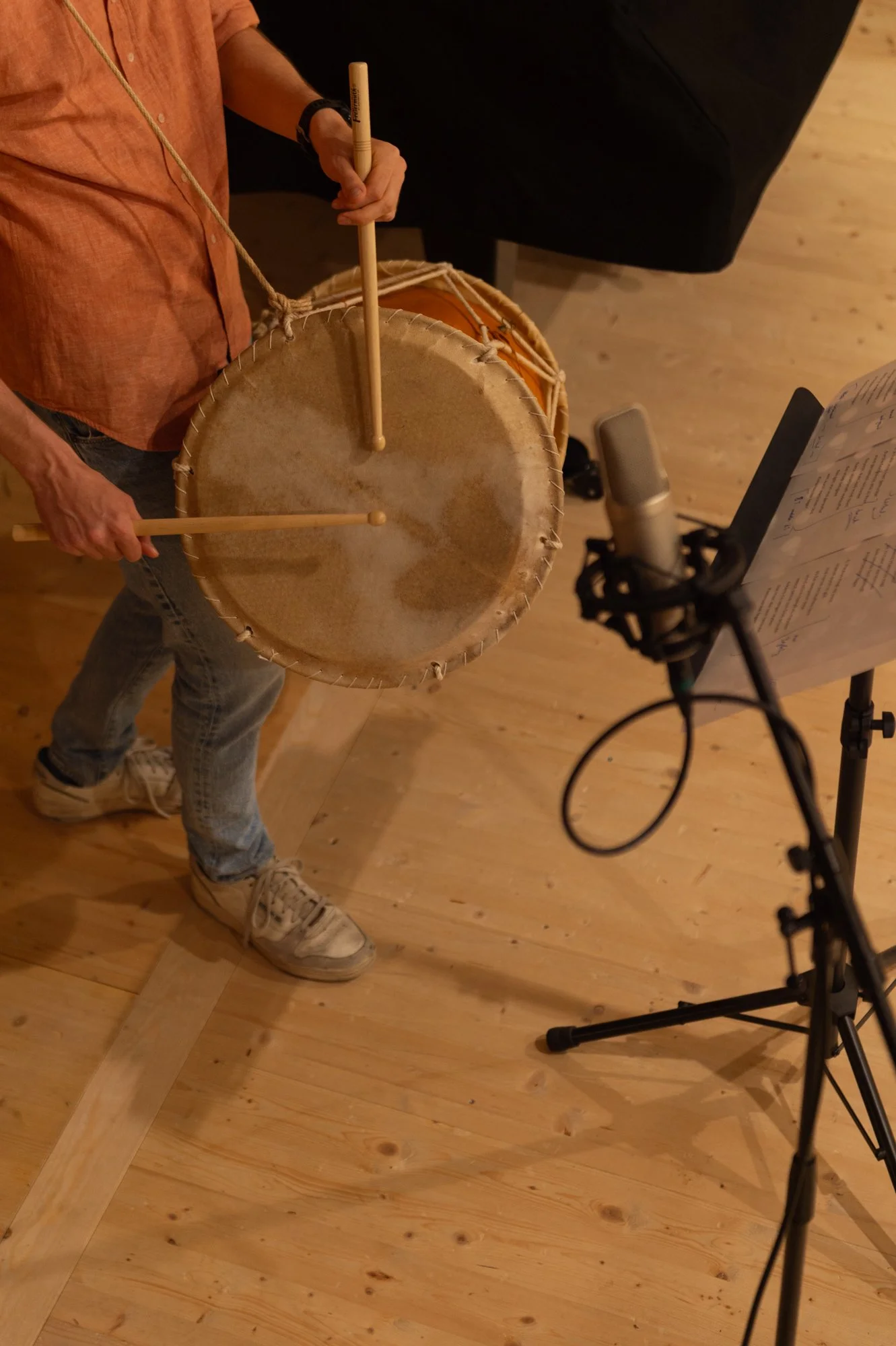 Studio recording. Photo: Dirk Letsch