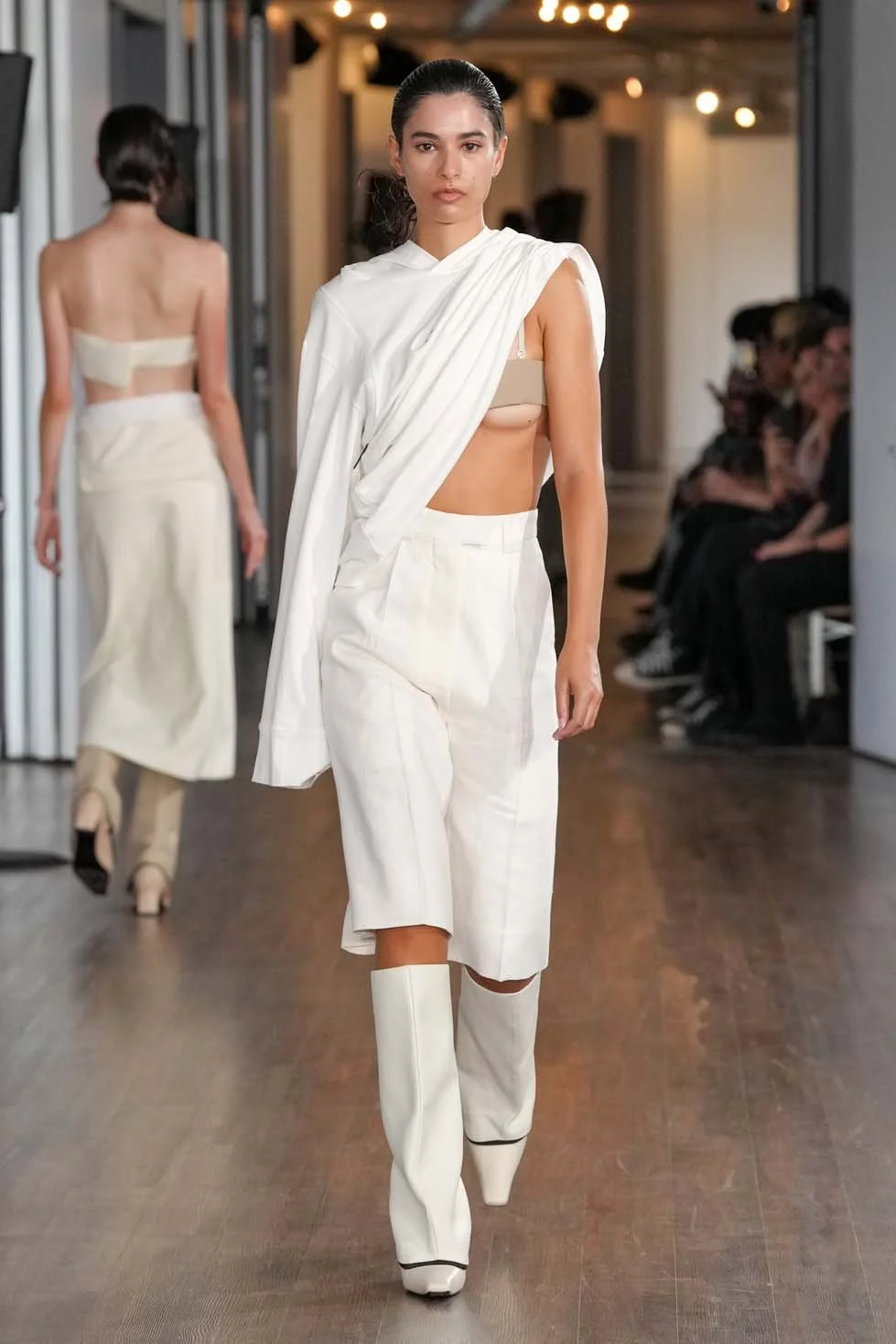 JE CAI Spring/Summer 2024