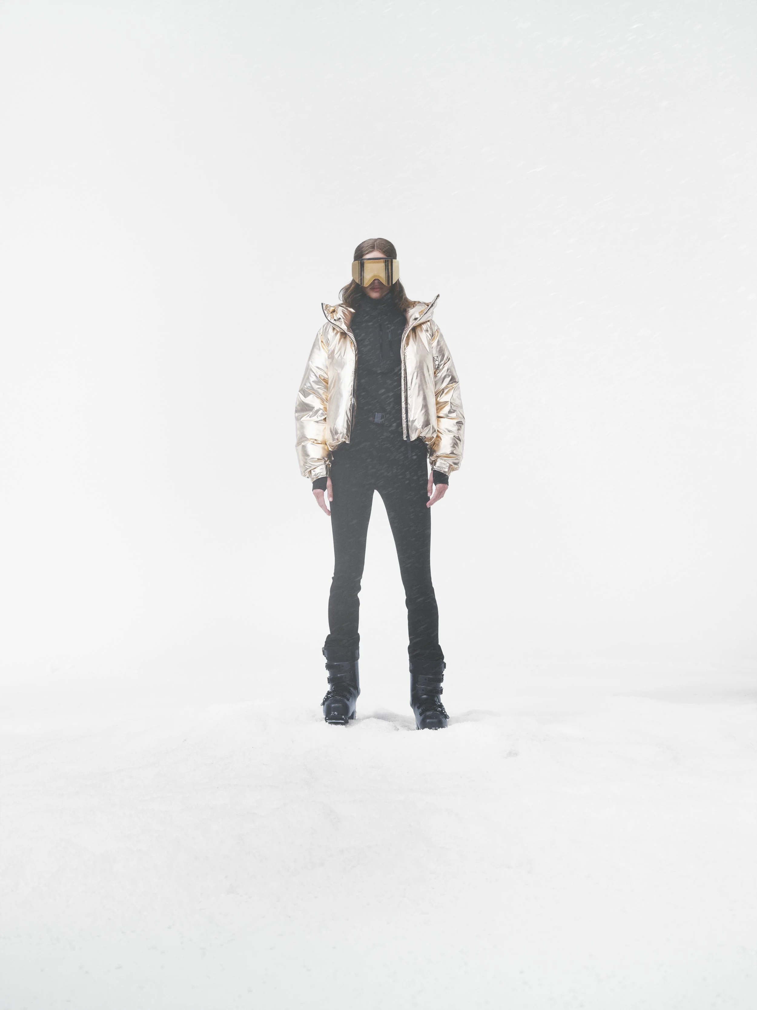 h&m-move-snow-collection-11_300dpi.jpg