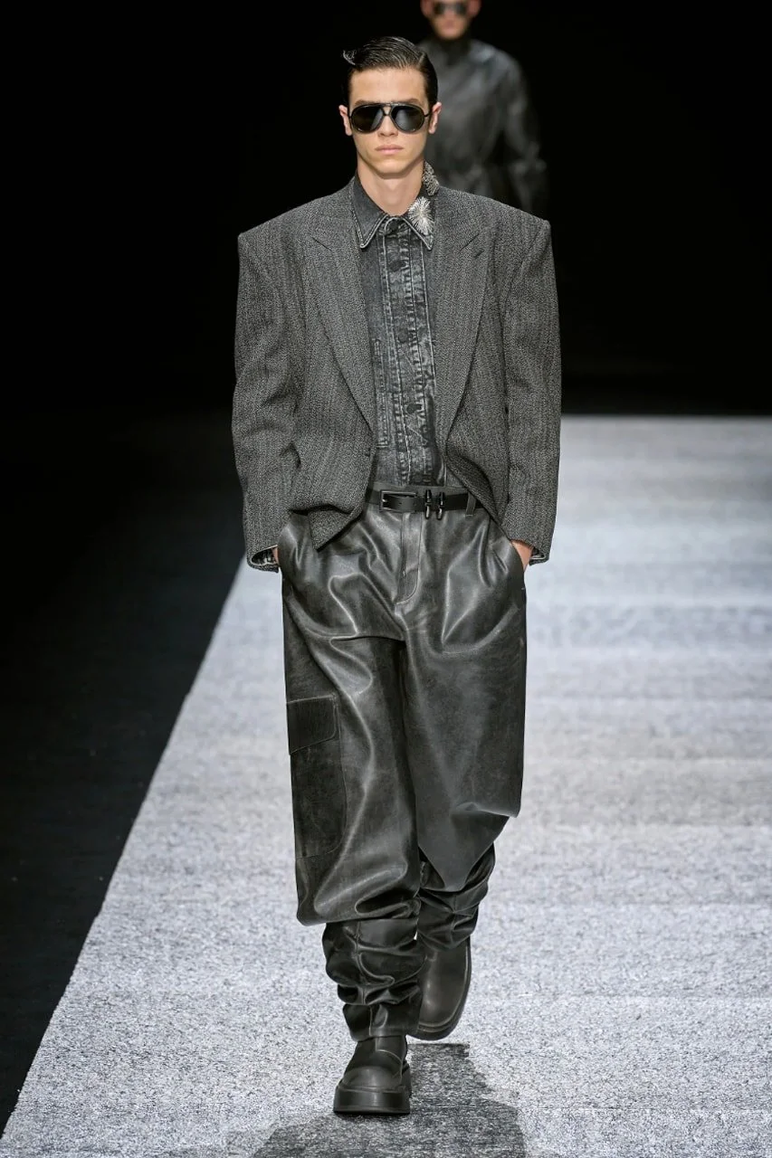 https___hypebeast.com_image_2024_01_emporio-armani-fw24-fall-winter-2024-milan-fashion-week-mens-runway-64.jpg