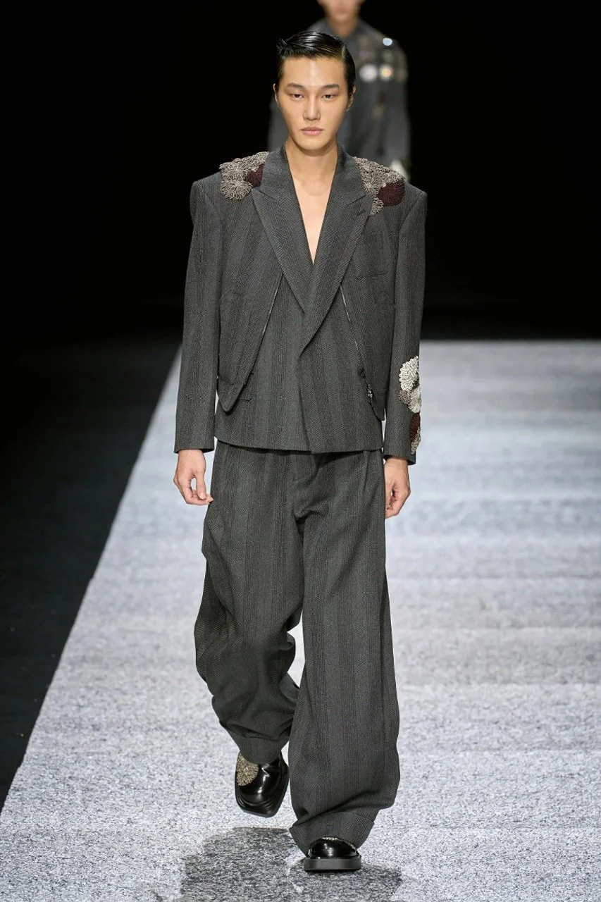 https___hypebeast.com_image_2024_01_emporio-armani-fw24-fall-winter-2024-milan-fashion-week-mens-runway-90.jpg