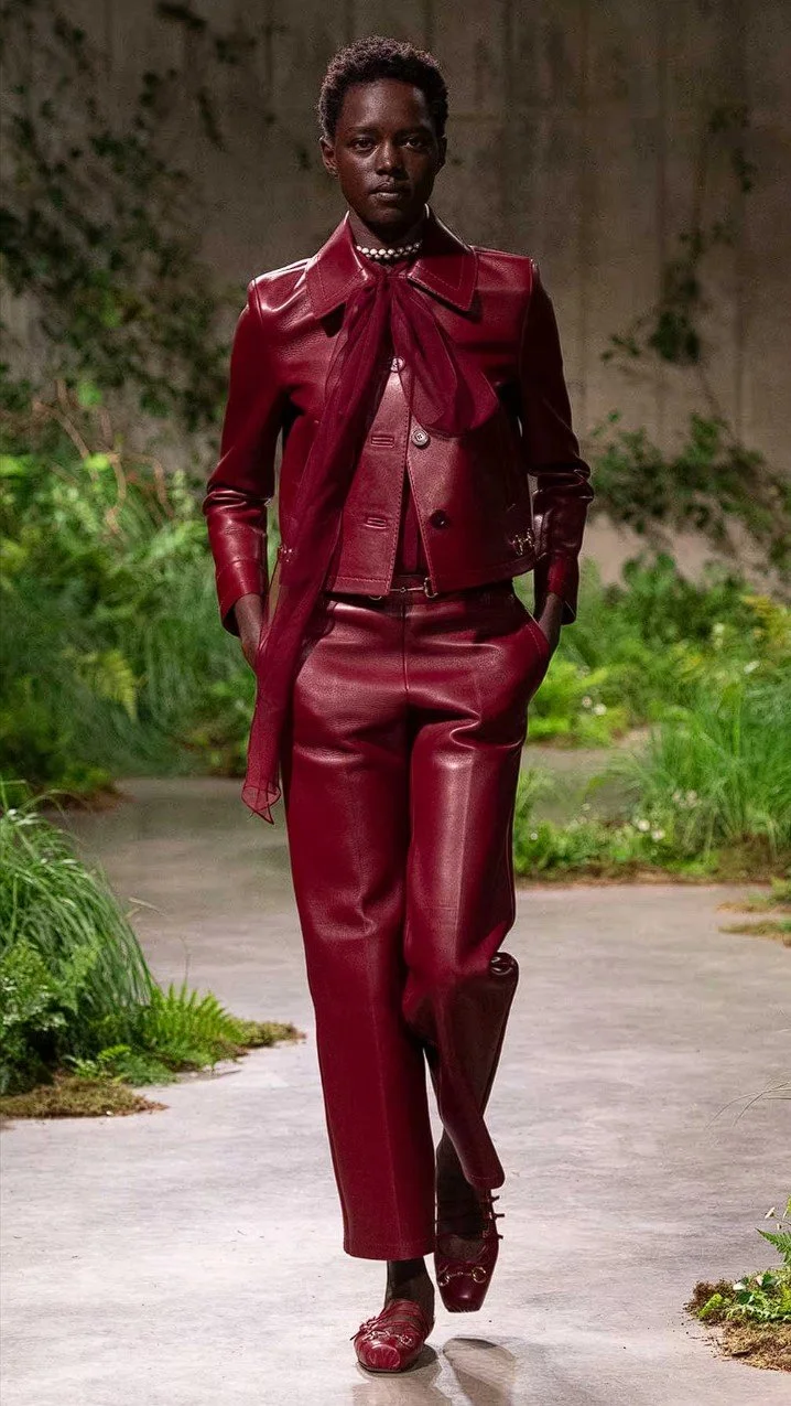 look-8-at-the-gucci-cruise-2025-show-in-full-leather-in-ancora-red-.jpg