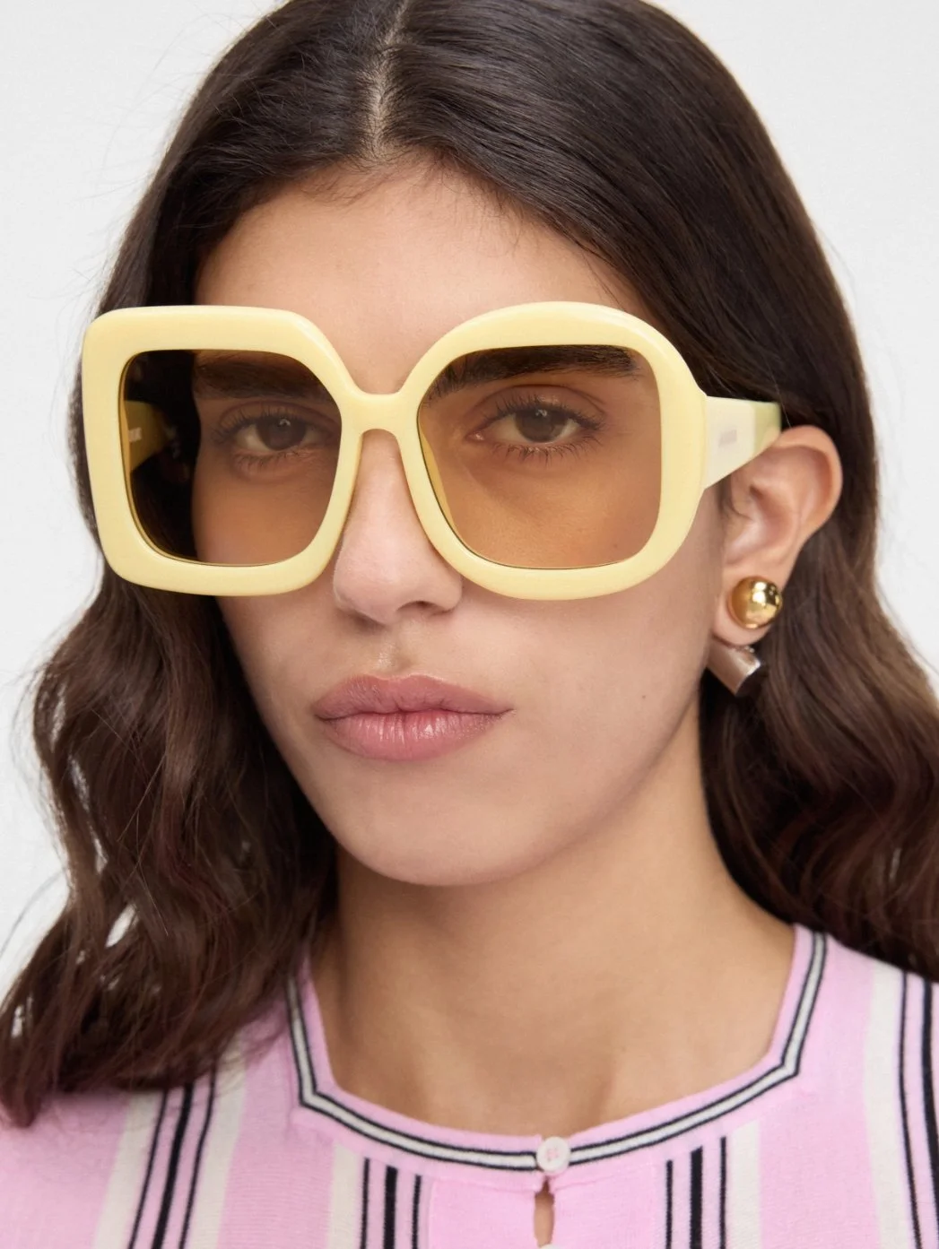 les-lunettes-carre-rond---jacquemus-sunglasses.jpg