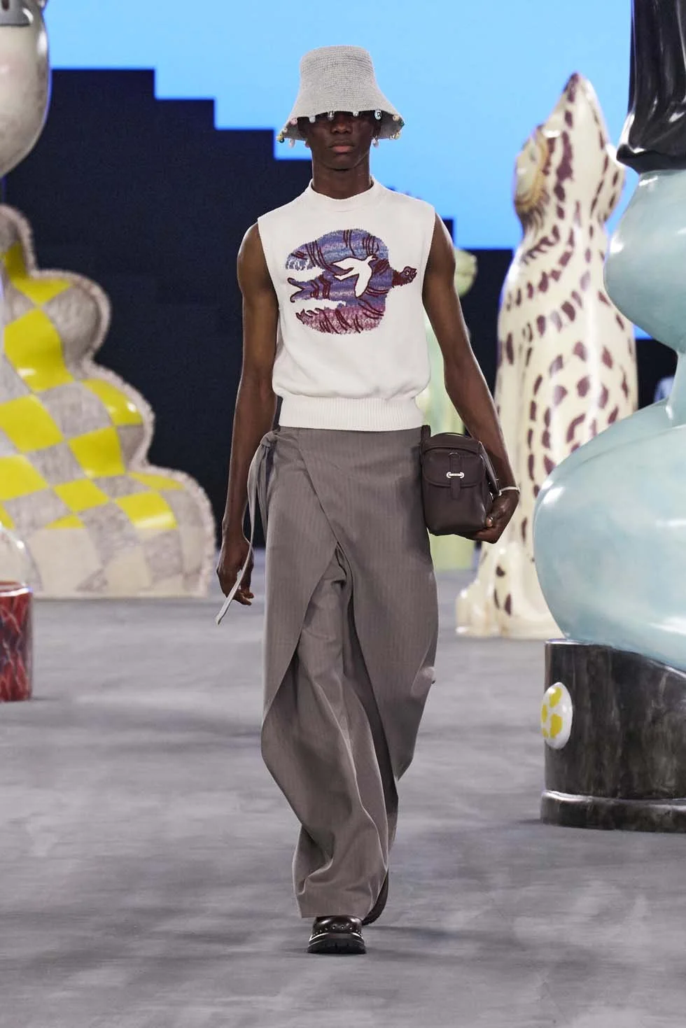 19_dior_mode_homme_summer_2025_look_19.jpg