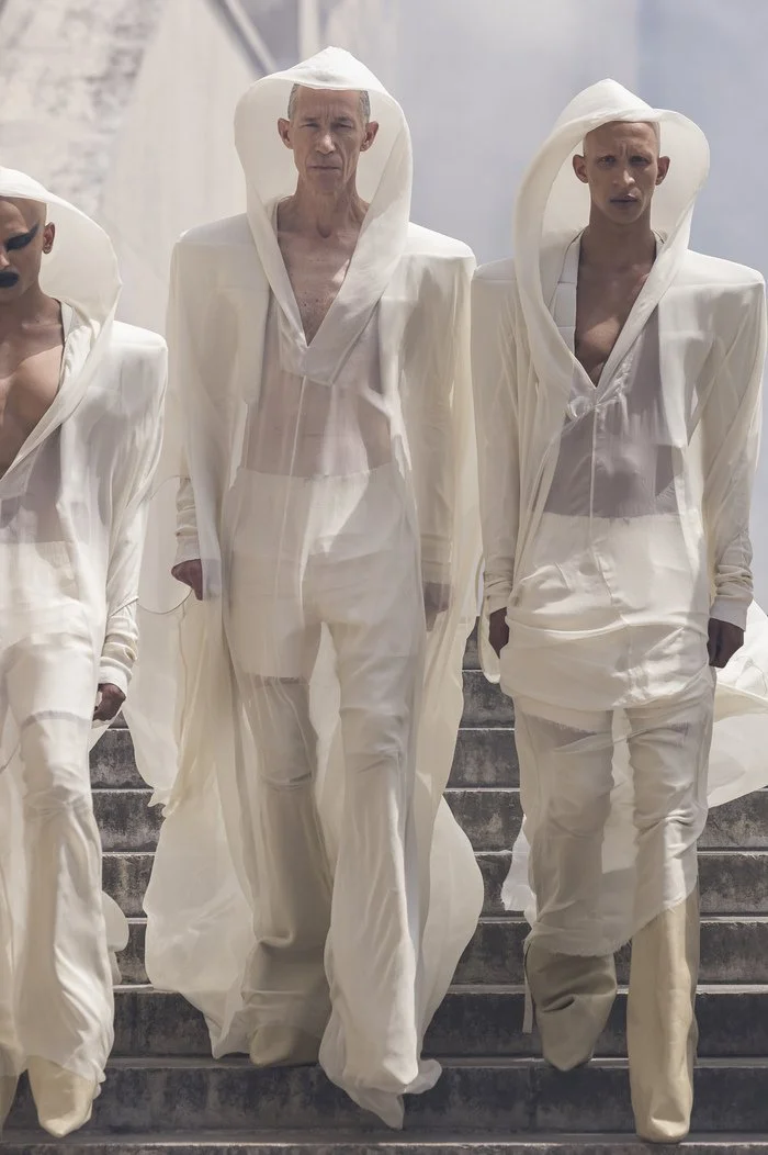 collections_cover_rick-owens-menswear-ss25-paris-01b.jpg