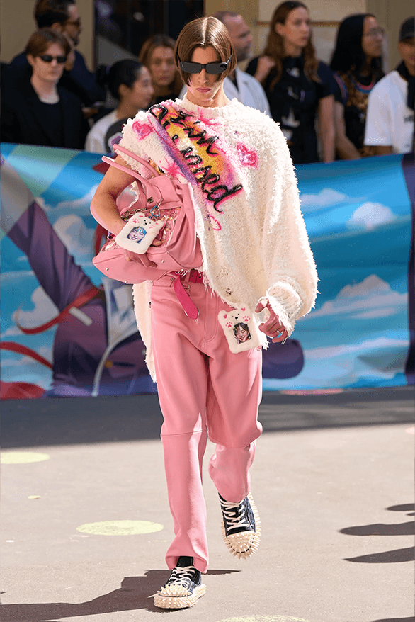image_2024_06_23_doublet-spring-summer-2025-paris-fashion-week-menswear-womenswear-runway-38.png