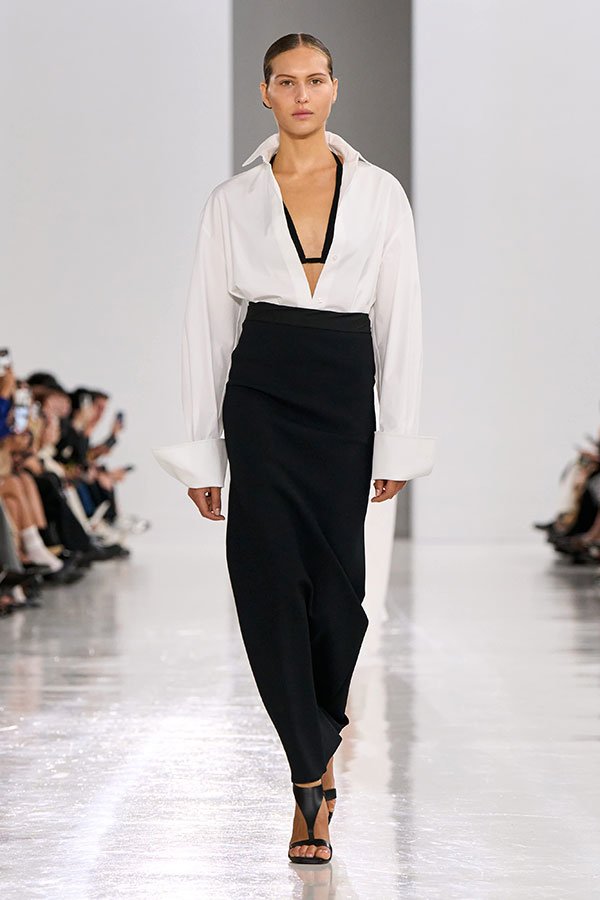 Max-Mara-SS25-46.jpg