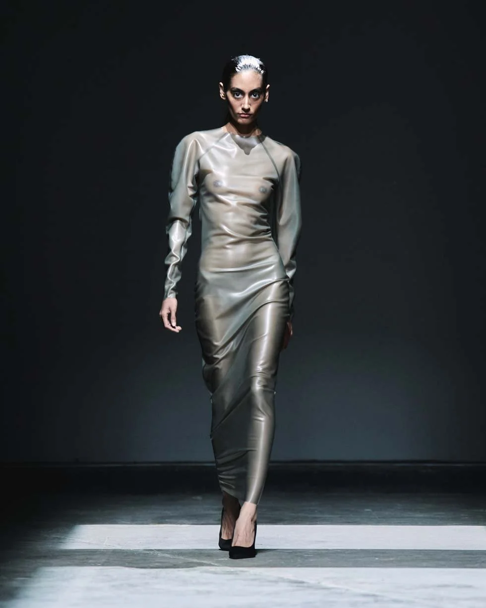 HARRI RUNWAY PC - Alexis White 30.jpg