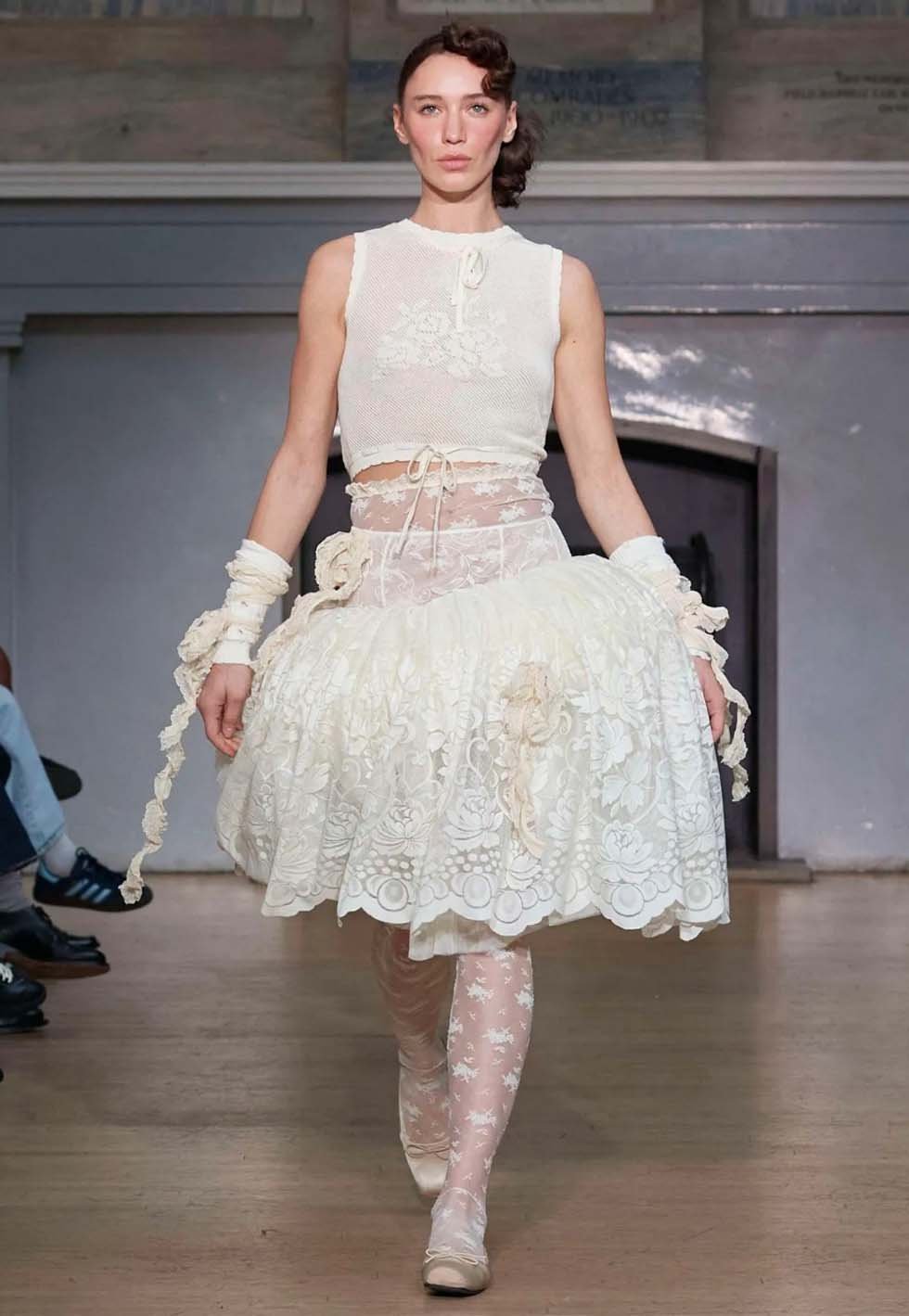 Yuhan Wang Spring/Summer 2025 - The Rose Fist
