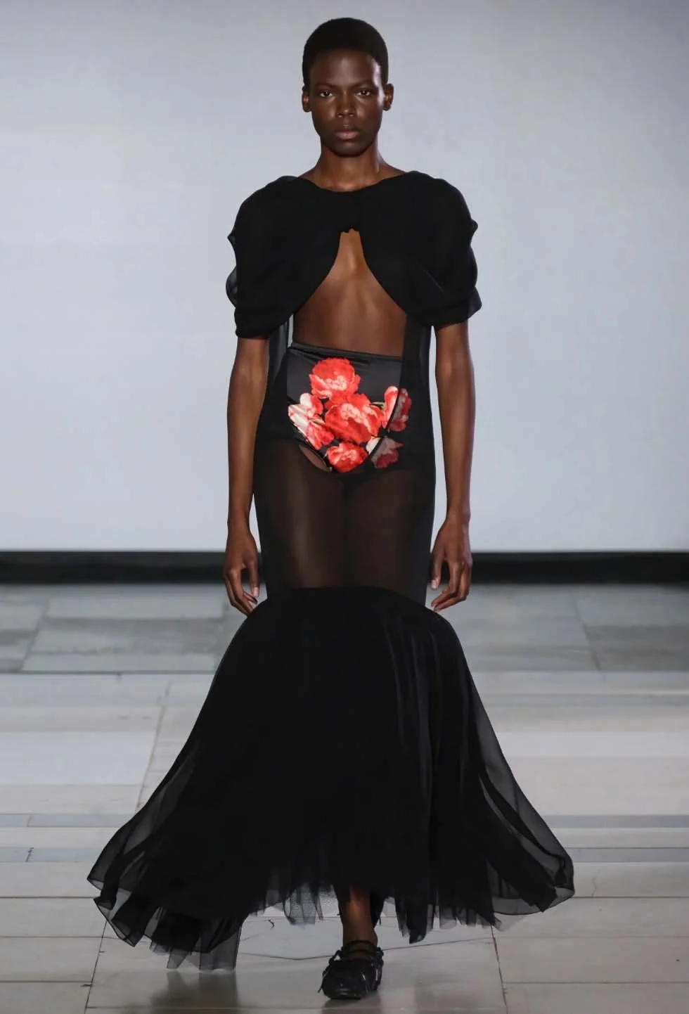 Simone Rocha Spring/Summer 2025 Runway Show